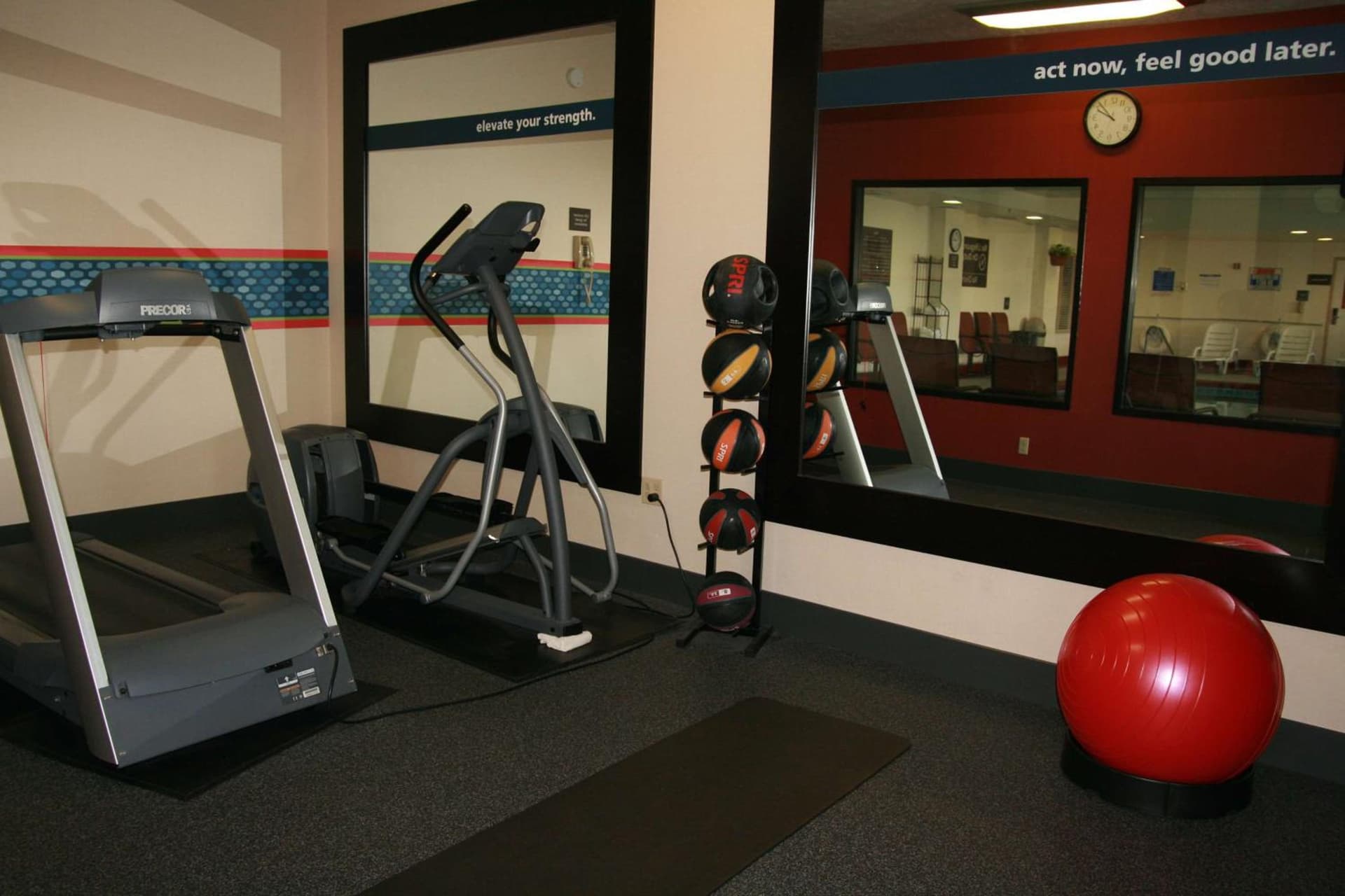 Hotel SLC gallery photo in Murray, UT — image 9