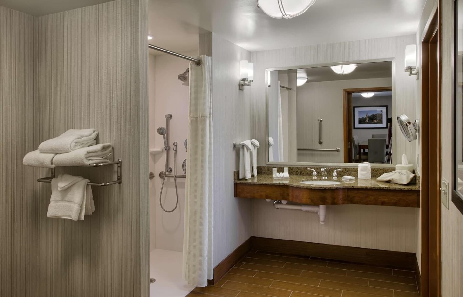 Hilton Garden Inn Durham-University Medical Center interior in Durham, NC — gallery photo 2