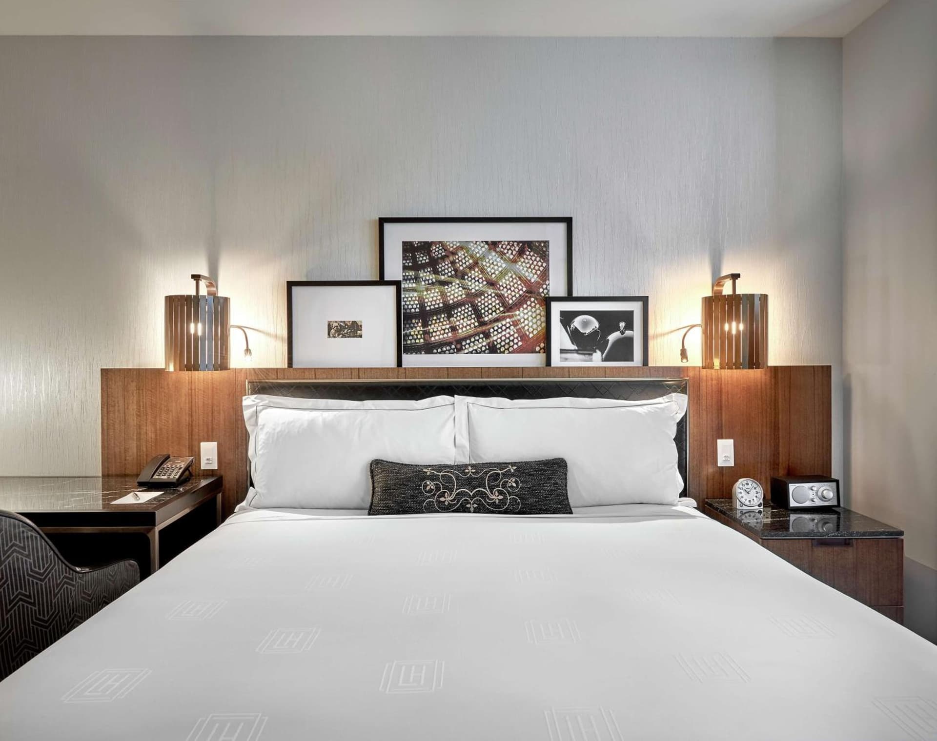 LondonHouse Chicago, Curio Collection by Hilton gallery photo in Chicago, IL — image 16