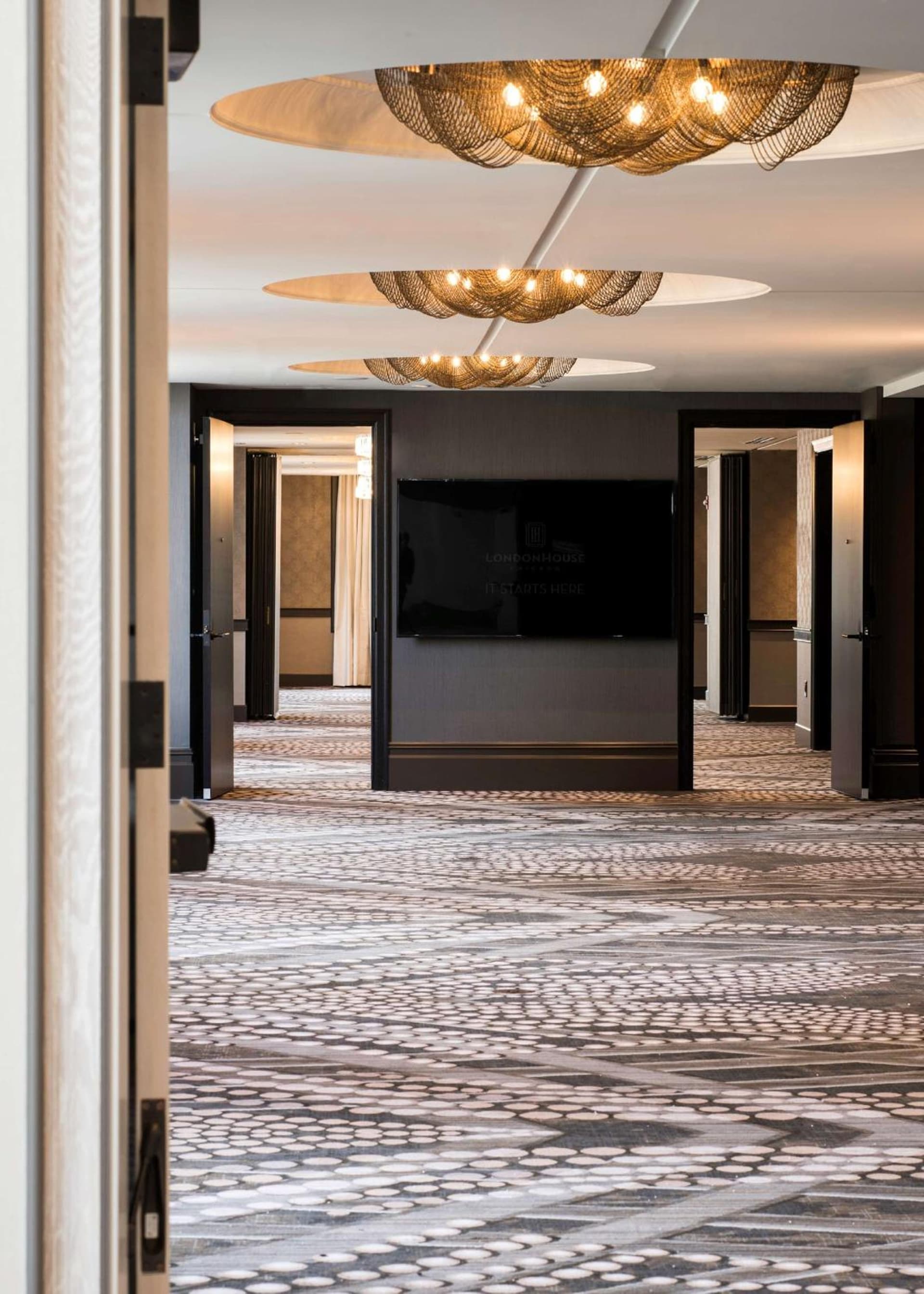 LondonHouse Chicago, Curio Collection by Hilton gallery photo in Chicago, IL — image 15