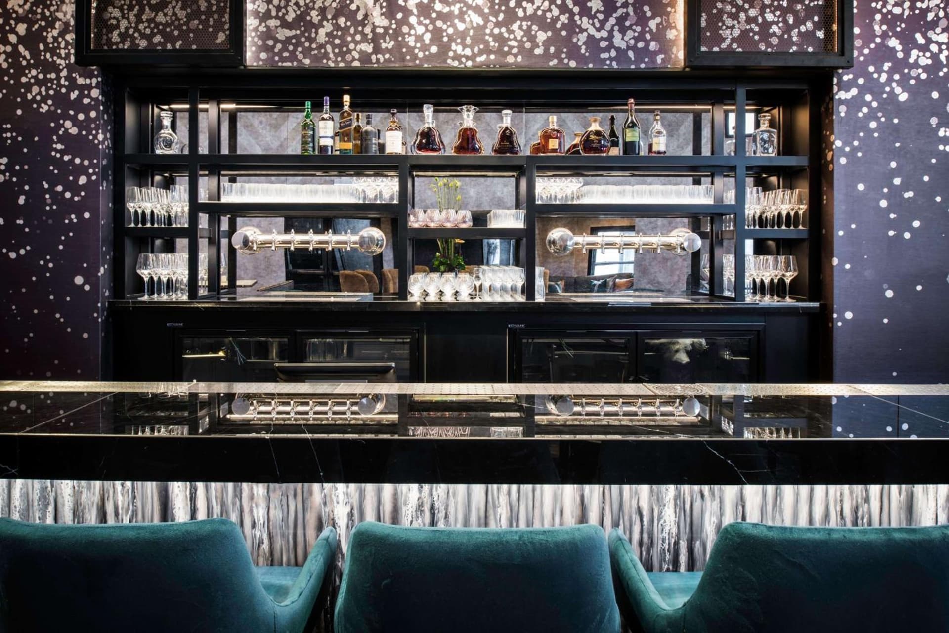 LondonHouse Chicago, Curio Collection by Hilton gallery photo in Chicago, IL — image 40