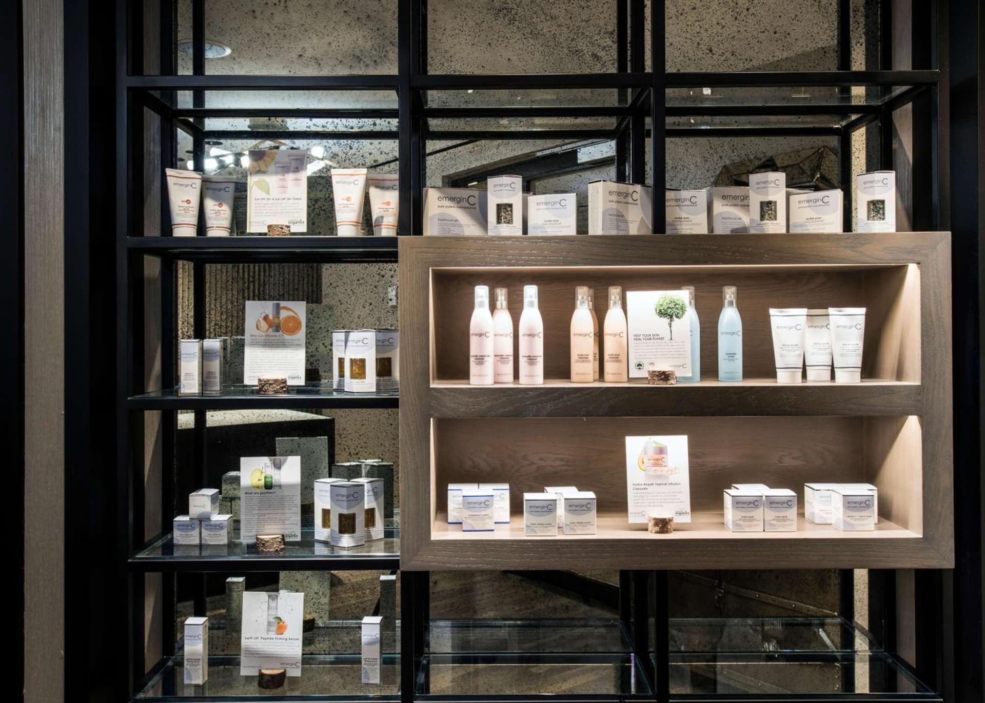 LondonHouse Chicago, Curio Collection by Hilton gallery photo in Chicago, IL — image 11