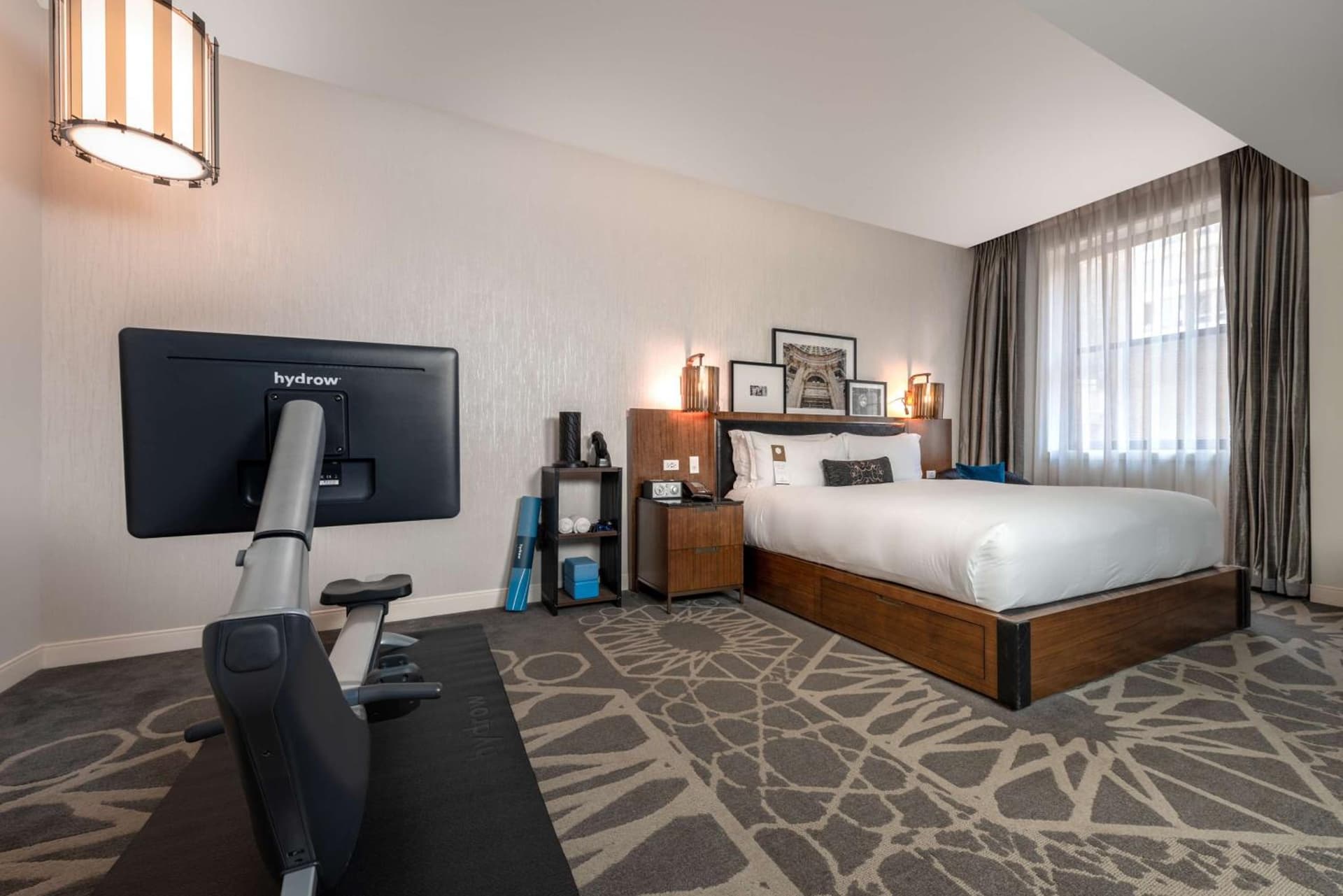 LondonHouse Chicago, Curio Collection by Hilton gallery photo in Chicago, IL — image 58