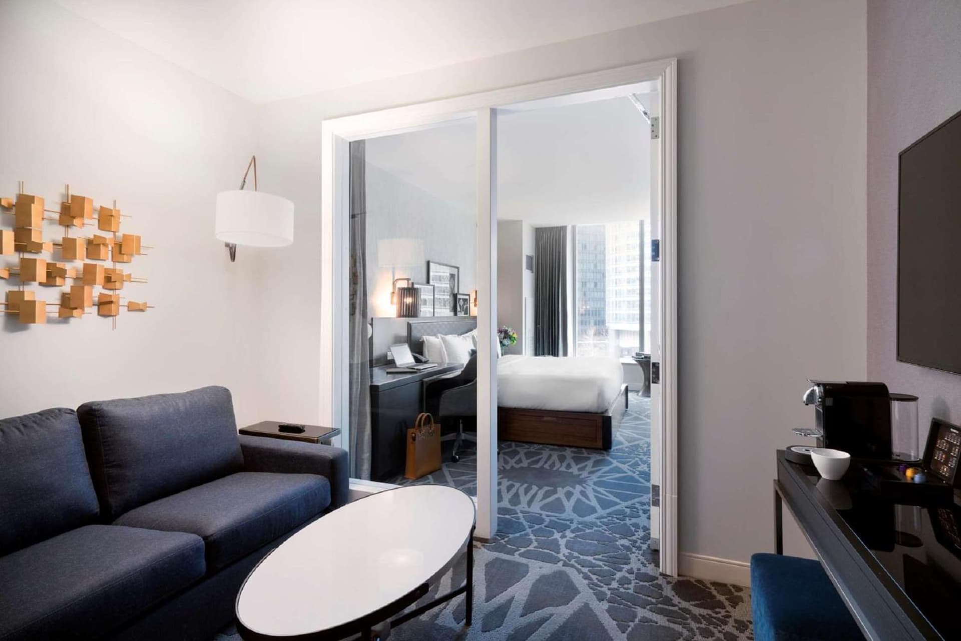 LondonHouse Chicago, Curio Collection by Hilton gallery photo in Chicago, IL — image 52