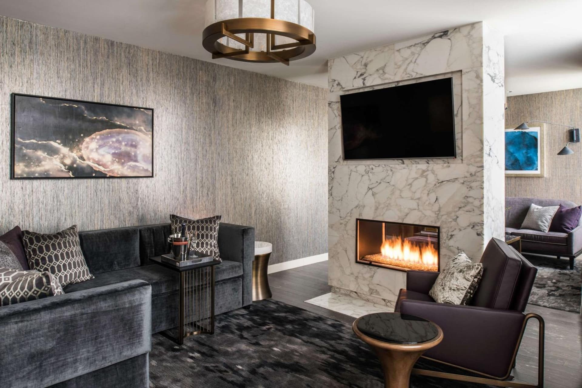 LondonHouse Chicago, Curio Collection by Hilton gallery photo in Chicago, IL — image 19