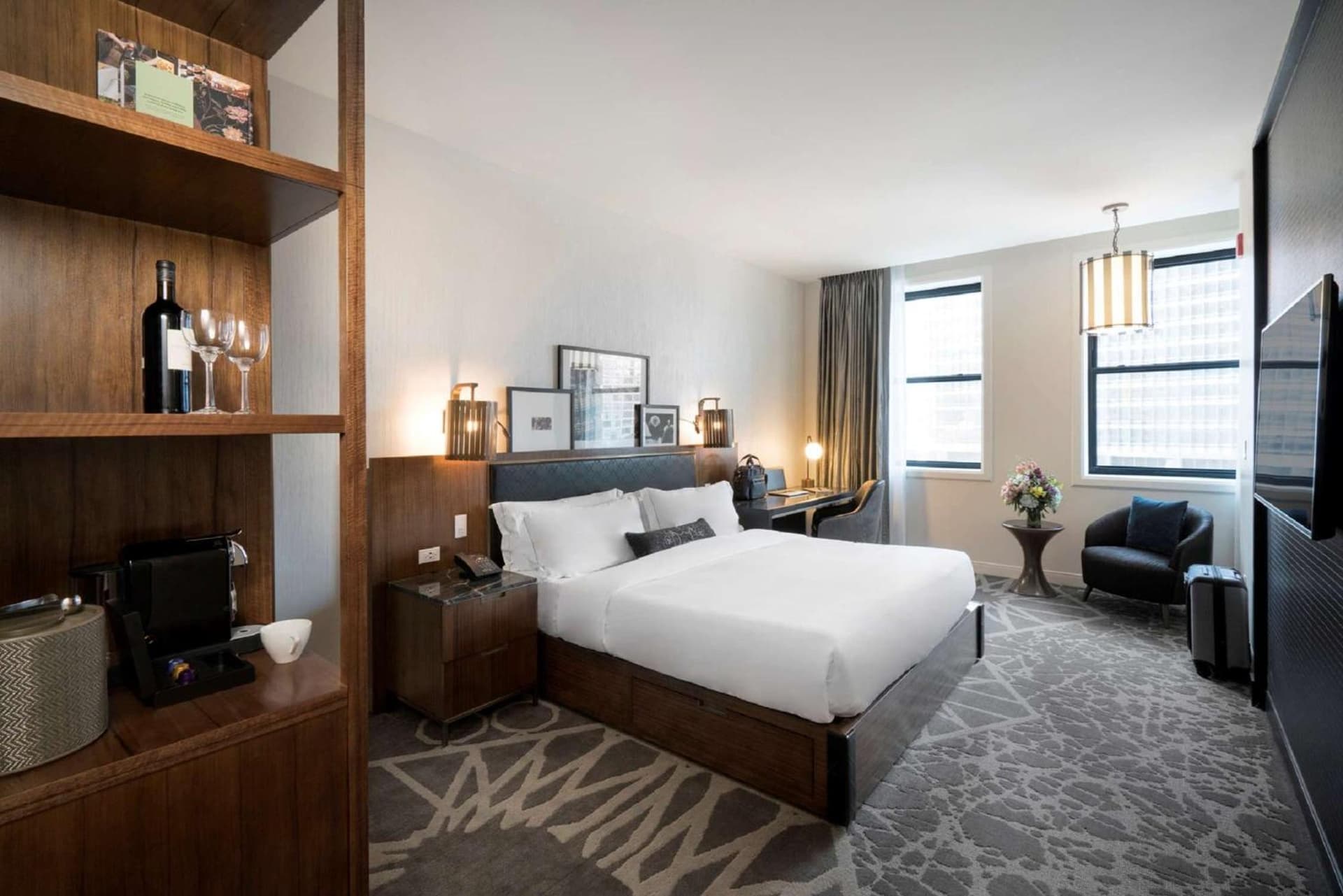 LondonHouse Chicago, Curio Collection by Hilton gallery photo in Chicago, IL — image 65