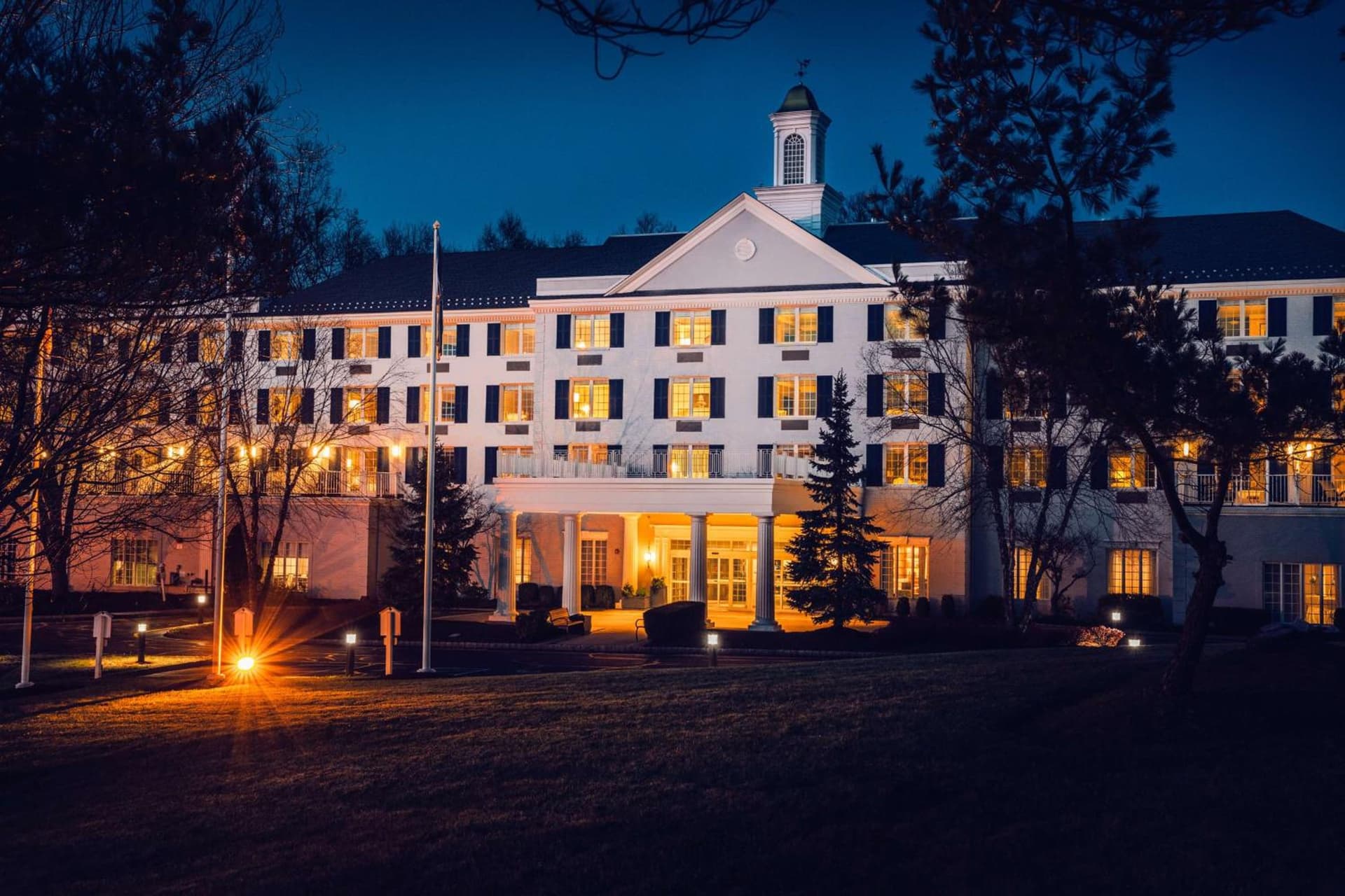 Somerset Hills Hotel, Tapestry Collection by Hilton property views in Basking Ridge, NJ — gallery photo 3