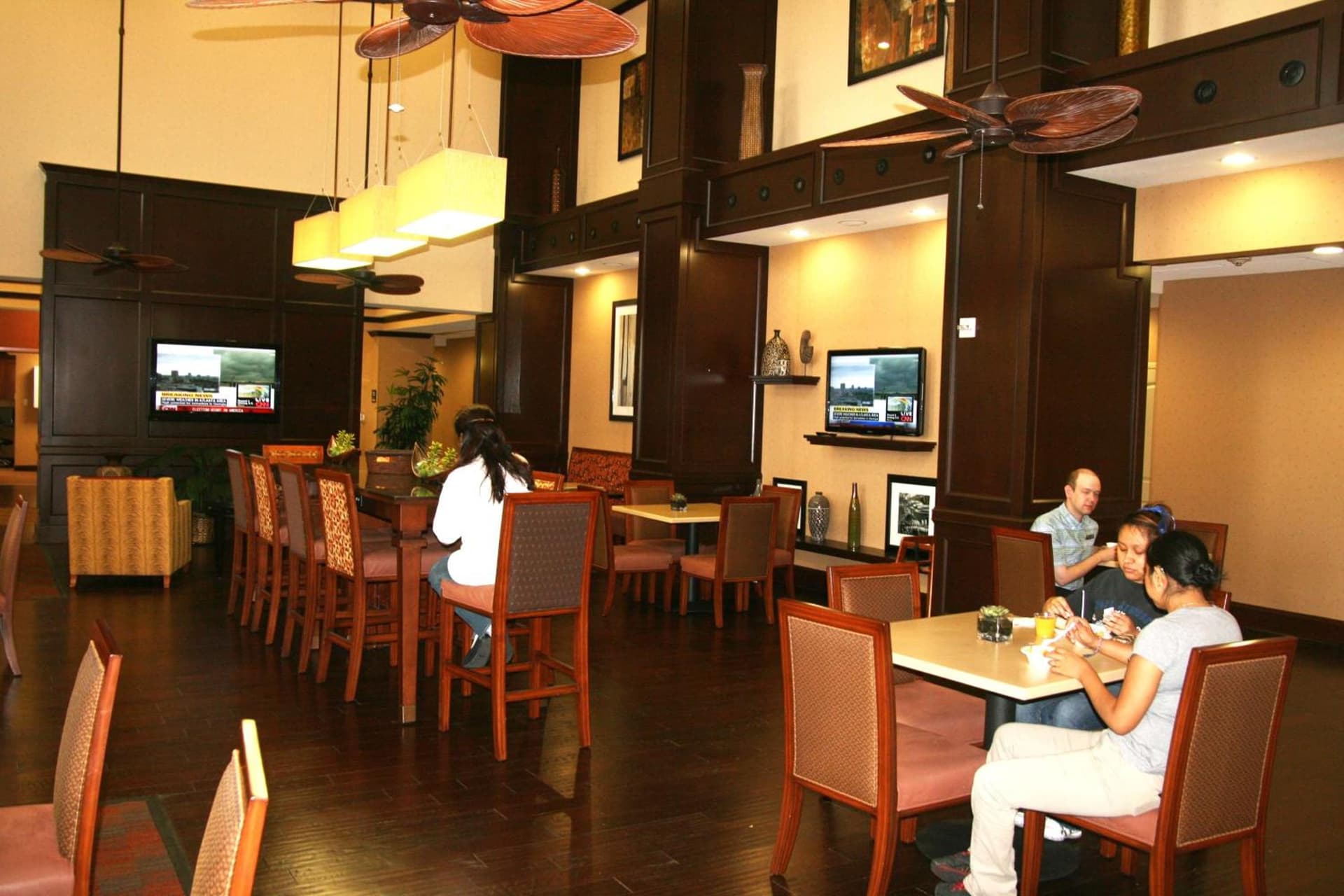 Hampton Inn & Suites New Braunfels gallery photo in New Braunfels, TX — image 5
