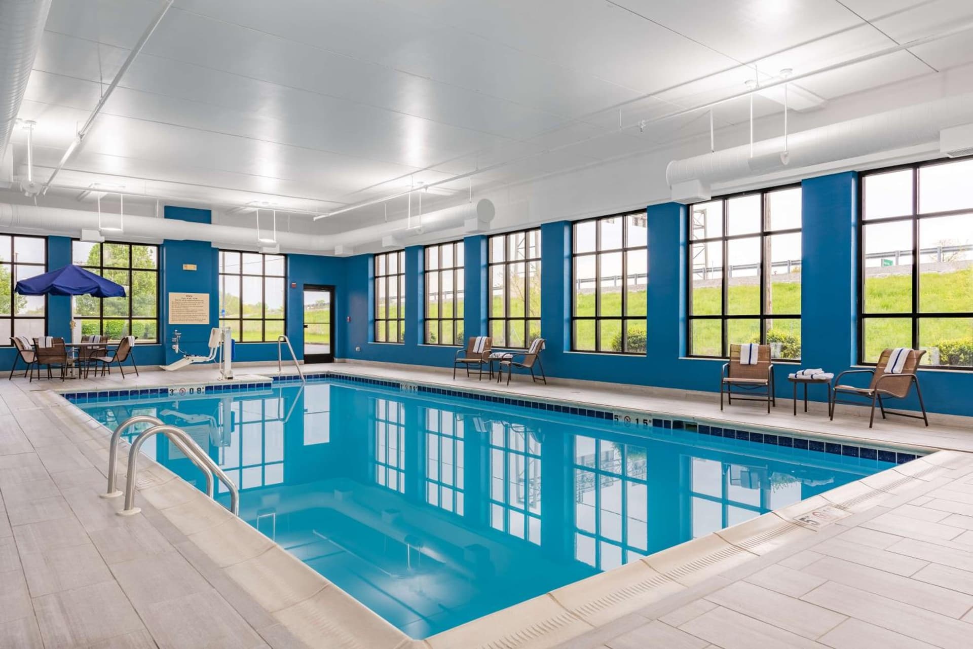 Hampton Inn & Suites Hopkinsville gallery photo in Hopkinsville, KY — image 37