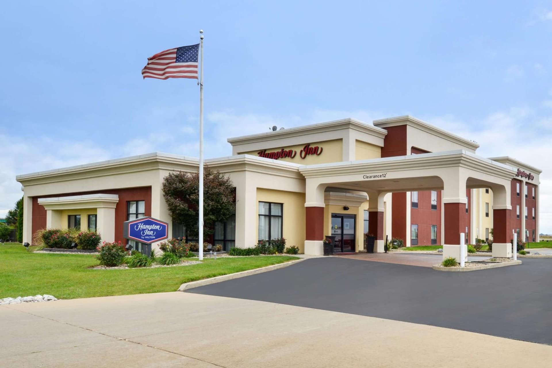 Hampton Inn by Hilton Litchfield featured exterior or lobby in Litchfield, IL — similar hotel