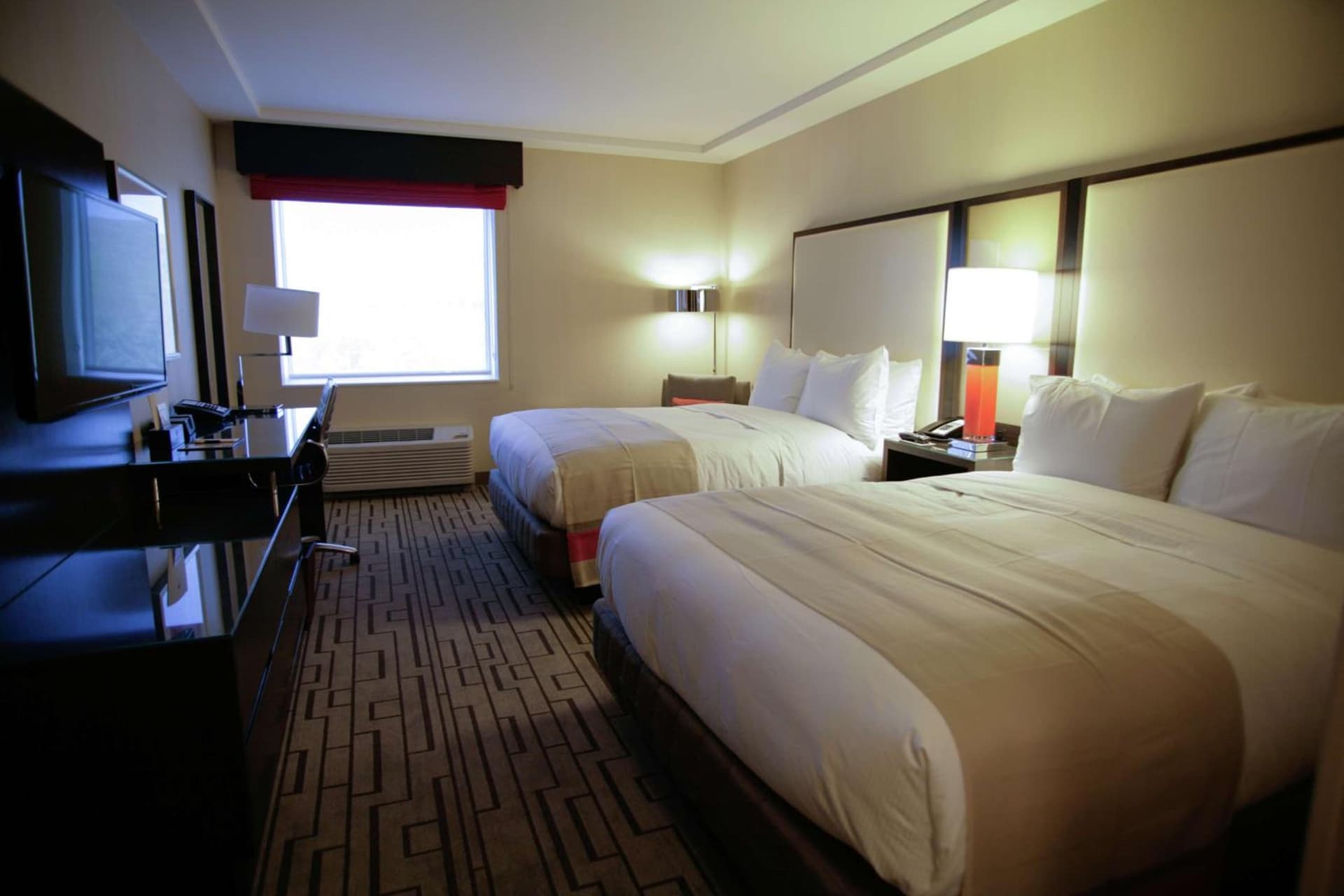 DoubleTree by Hilton Hotel Bristol gallery photo in Bristol, CT — image 24