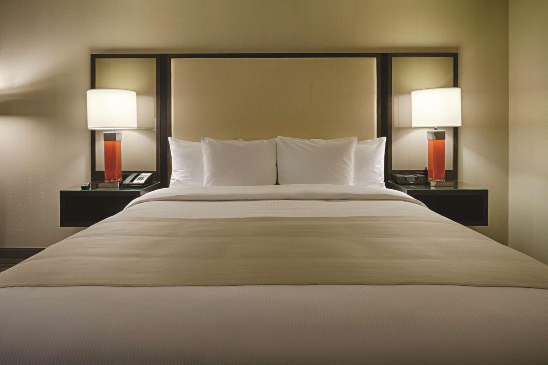 DoubleTree by Hilton Hotel Bristol gallery photo in Bristol, CT — image 7