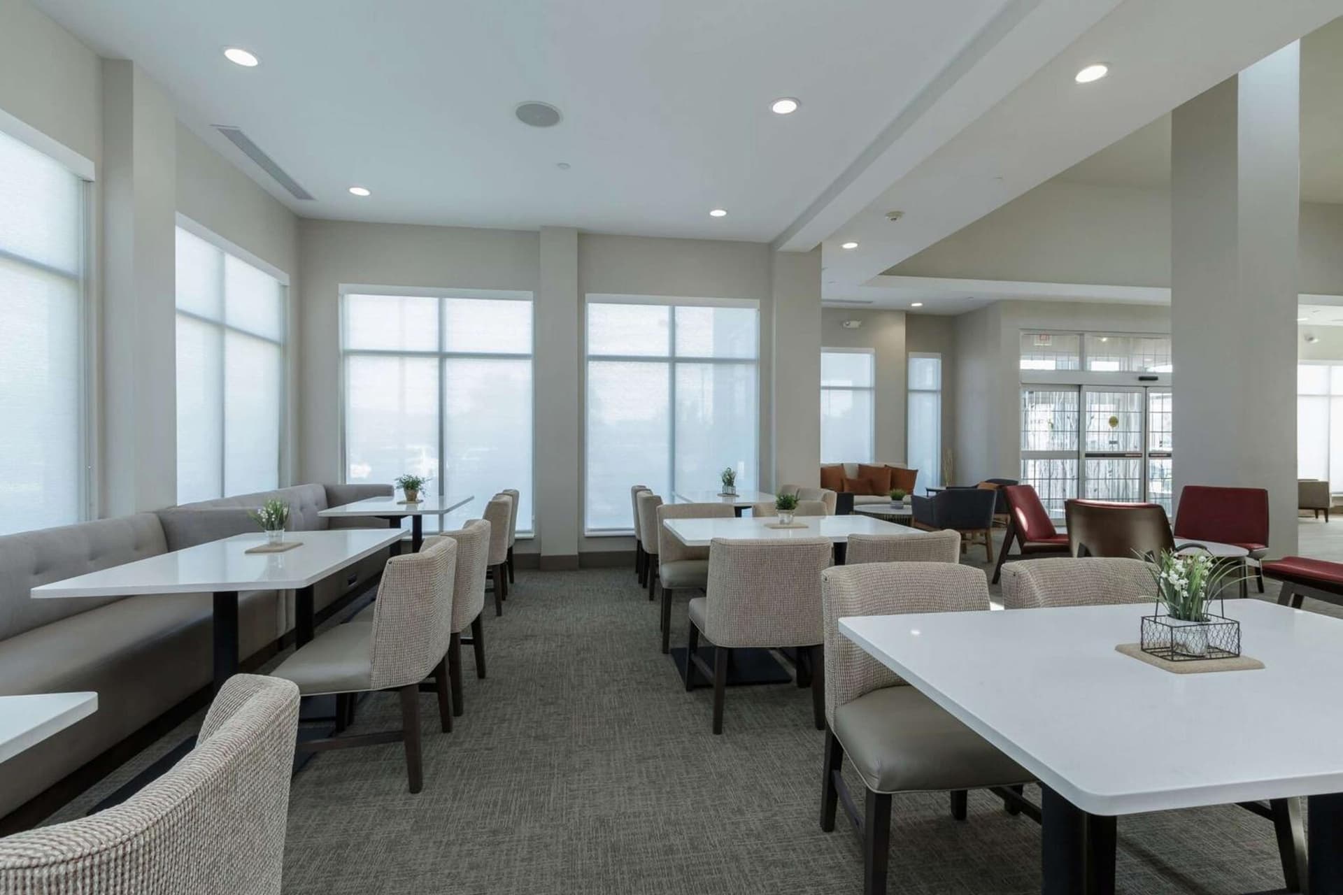 Hilton Garden Inn Elkhart gallery photo in Elkhart, IN — image 10
