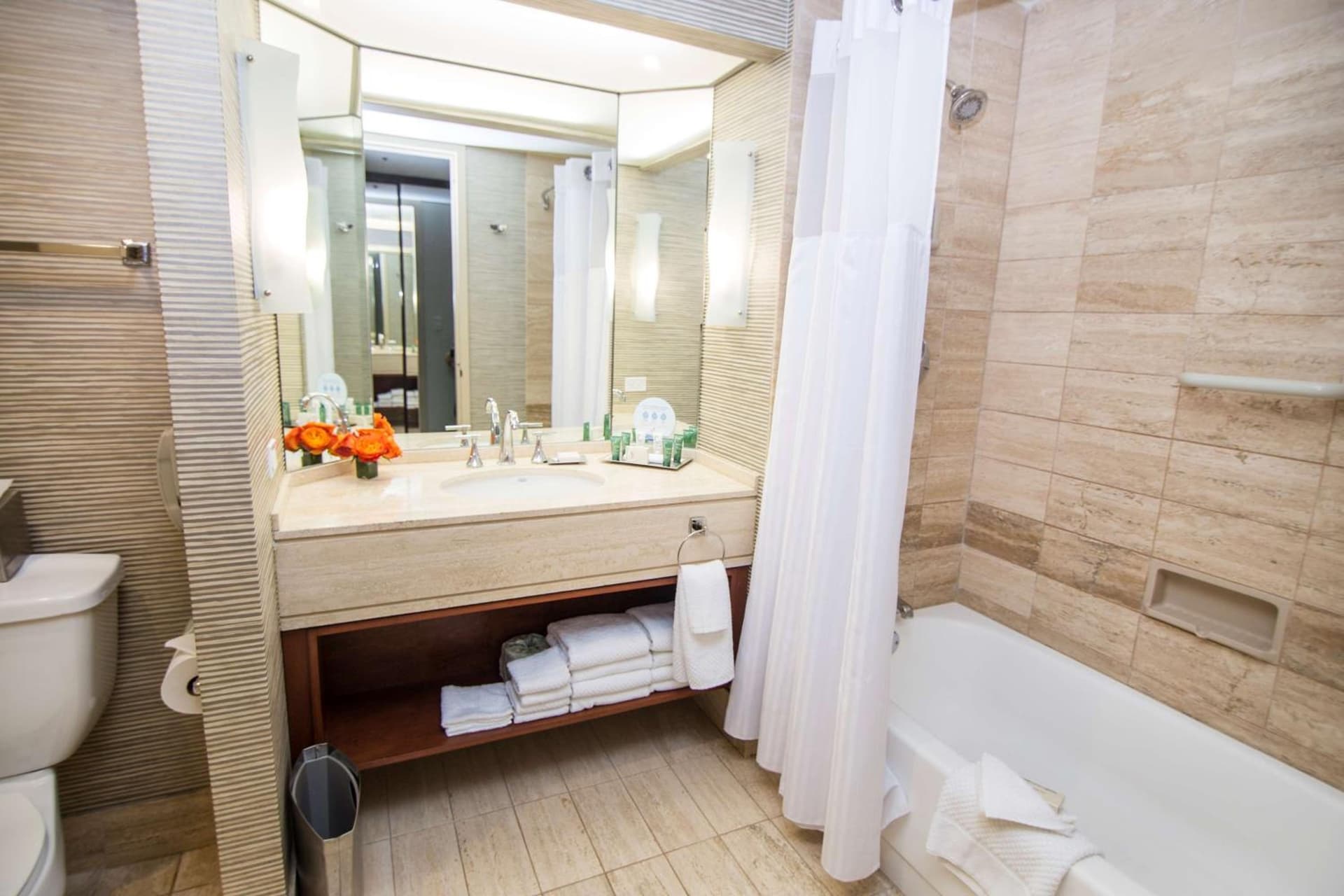 Hilton Los Angeles-Universal City gallery photo in Los Angeles, CA — image 21