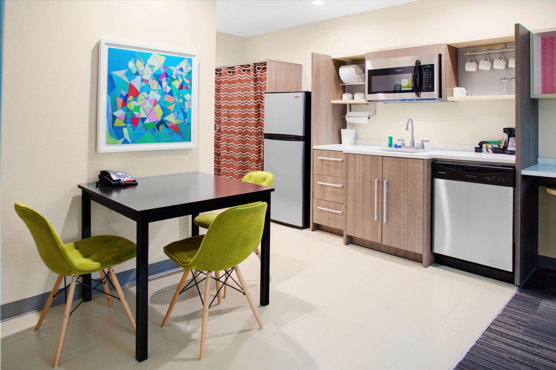 Home2 Suites By Hilton Lake Charles interior in Lake Charles, LA — gallery photo 2
