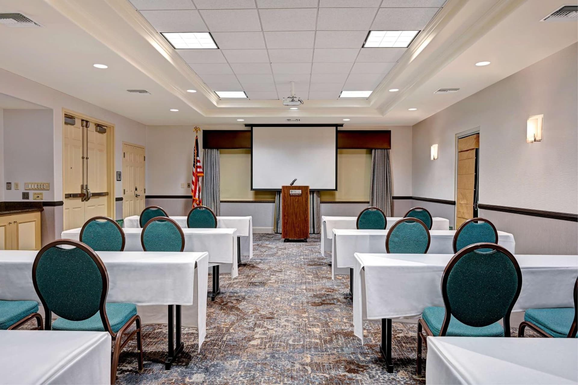 Hilton Garden Inn San Bernardino gallery photo in San Bernardino, CA — image 33