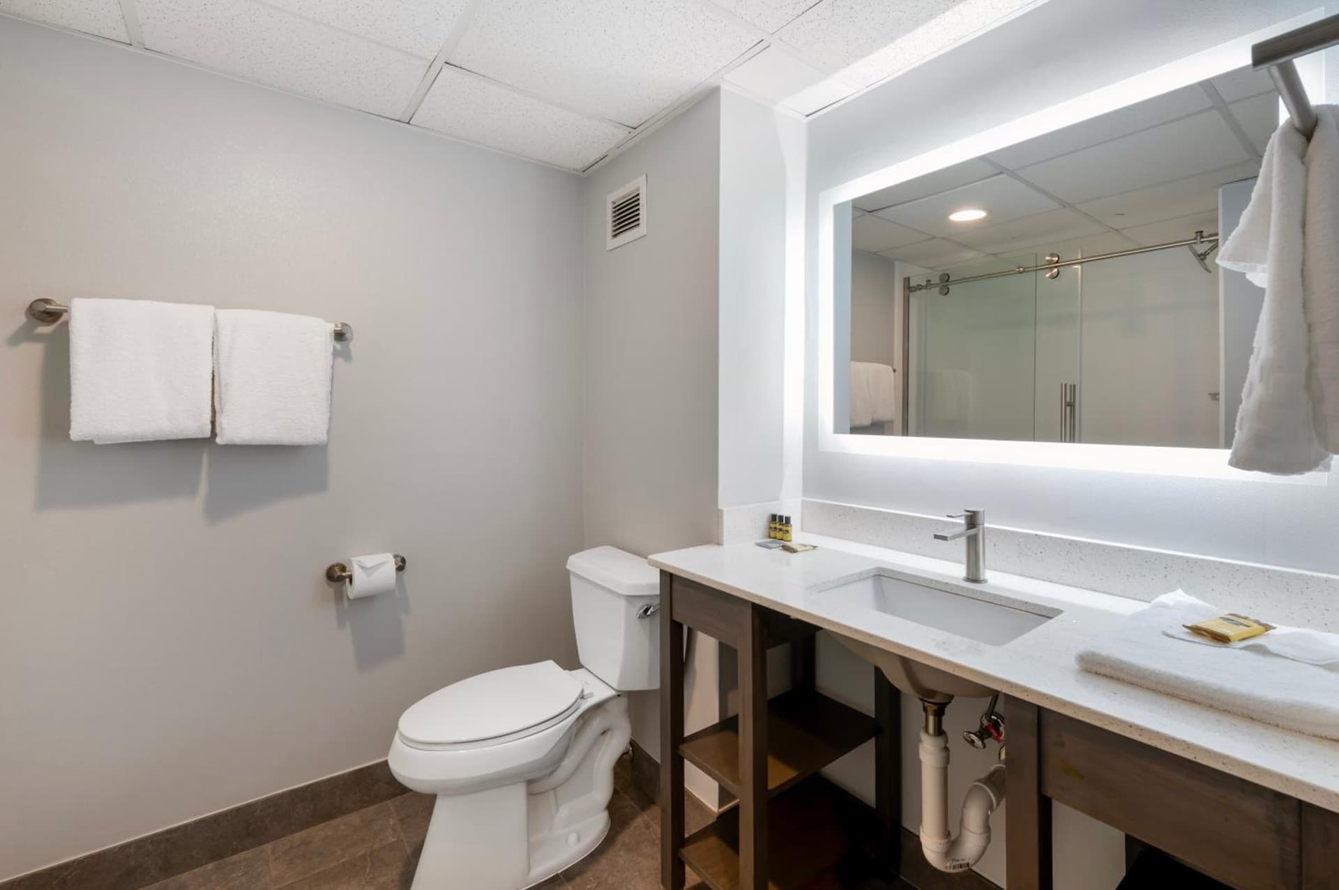 Best Western Plus Alexandria Fort Belvoir gallery photo in Alexandria, VA — image 29