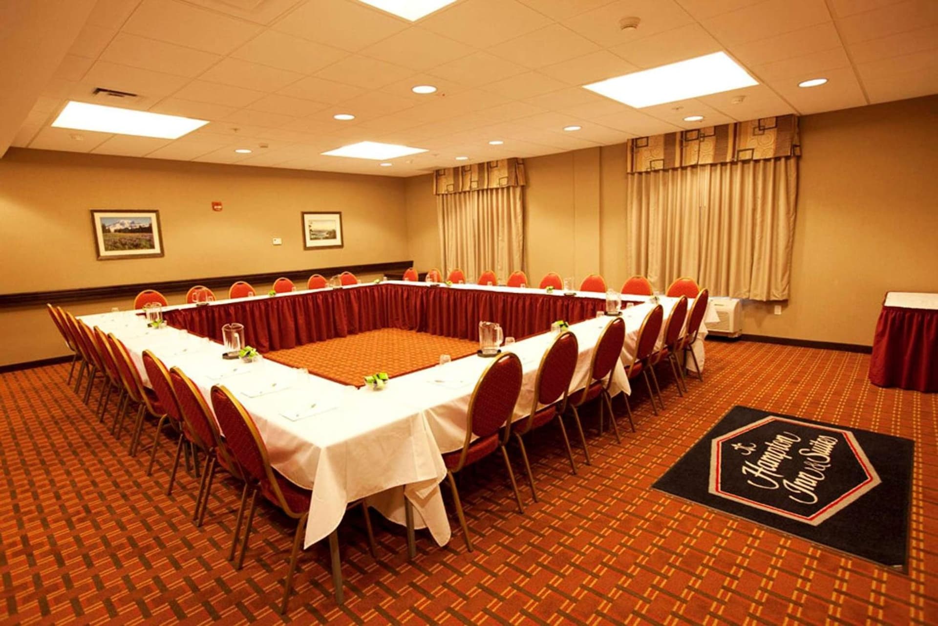 Hampton Inn & Suites by Hilton Seattle/Kent gallery photo in Kent, WA — image 11
