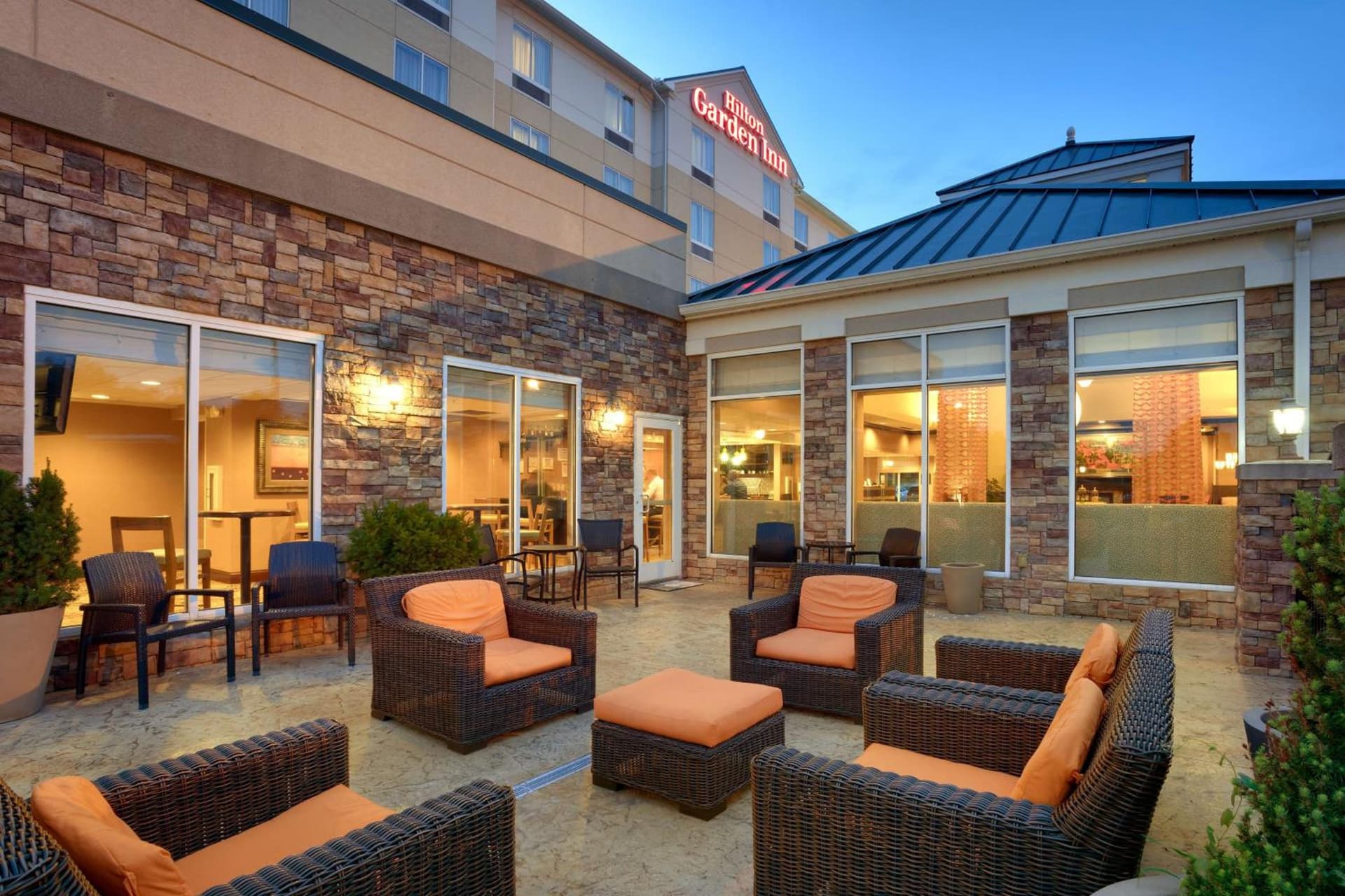 Hilton Garden Inn Clarksville interior in Clarksville, TN — gallery photo 2