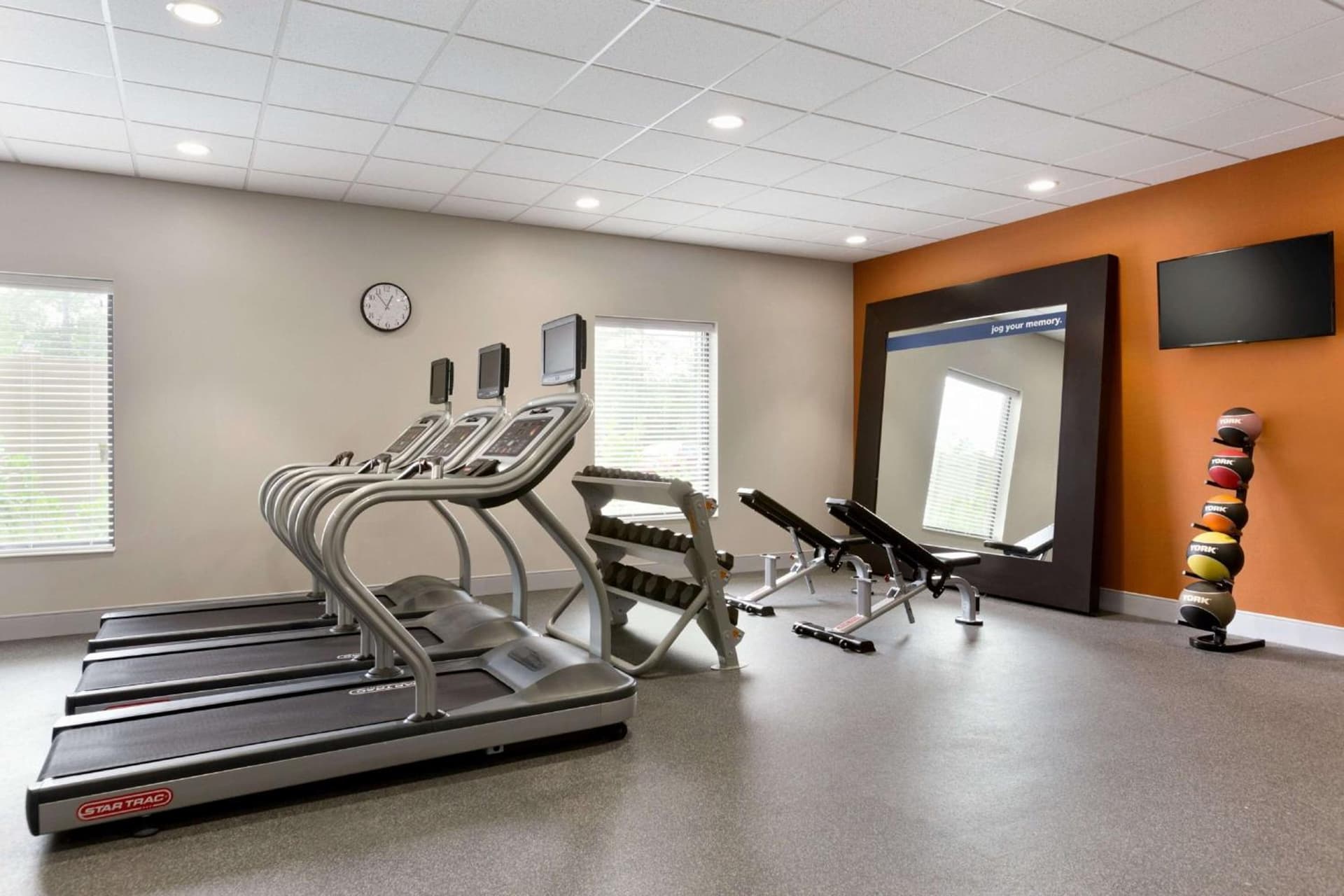 Hampton Inn By Hilton North Olmsted Cleveland Airport gallery photo in North Olmsted, OH — image 22