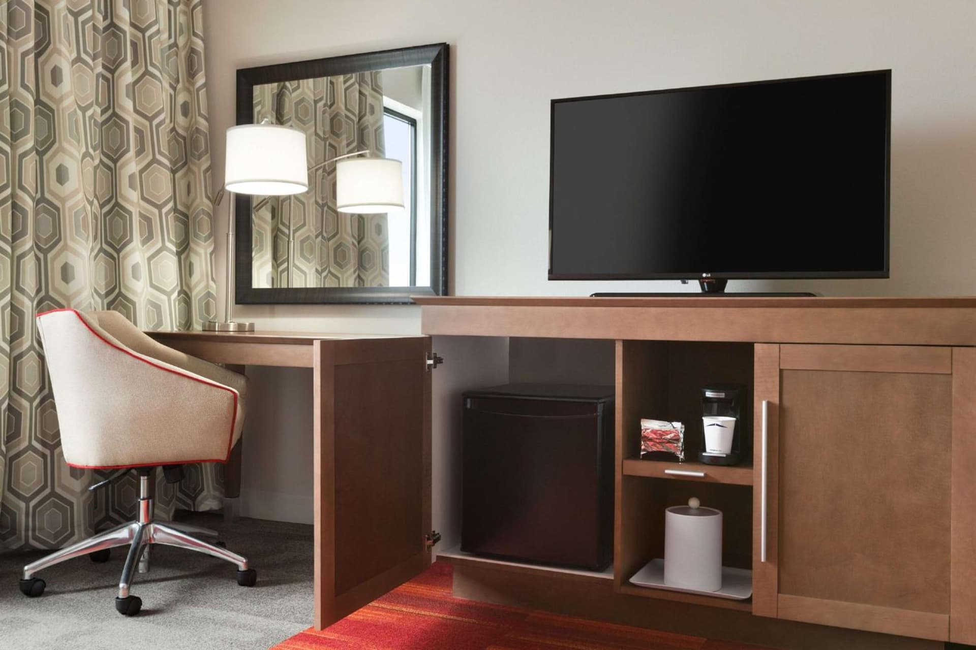 Hampton Inn By Hilton North Olmsted Cleveland Airport gallery photo in North Olmsted, OH — image 19