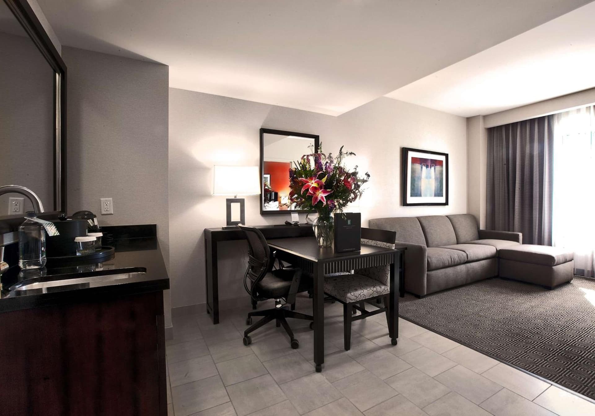 Embassy Suites Palmdale gallery photo in Palmdale, CA — image 11