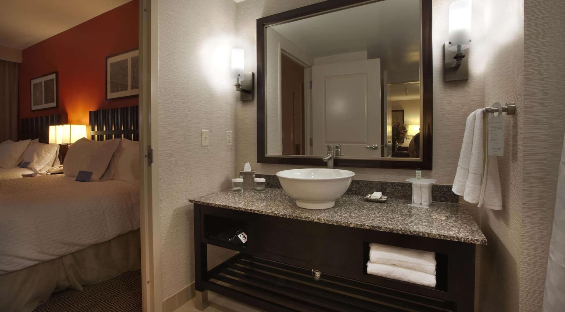 Embassy Suites Palmdale gallery photo in Palmdale, CA — image 36