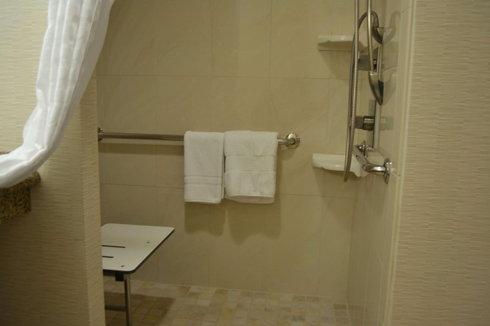 Embassy Suites Palmdale gallery photo in Palmdale, CA — image 15