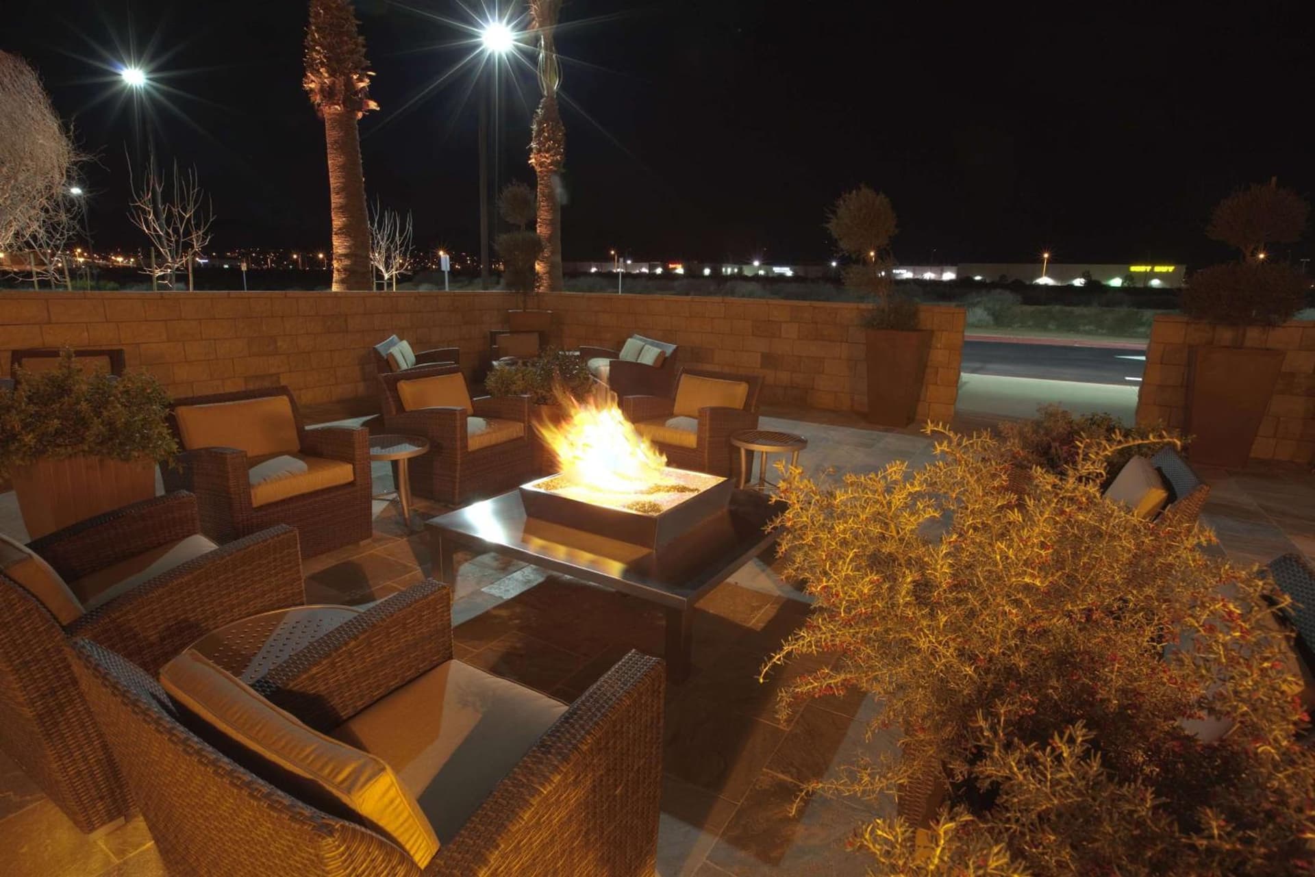 Embassy Suites Palmdale gallery photo in Palmdale, CA — image 32