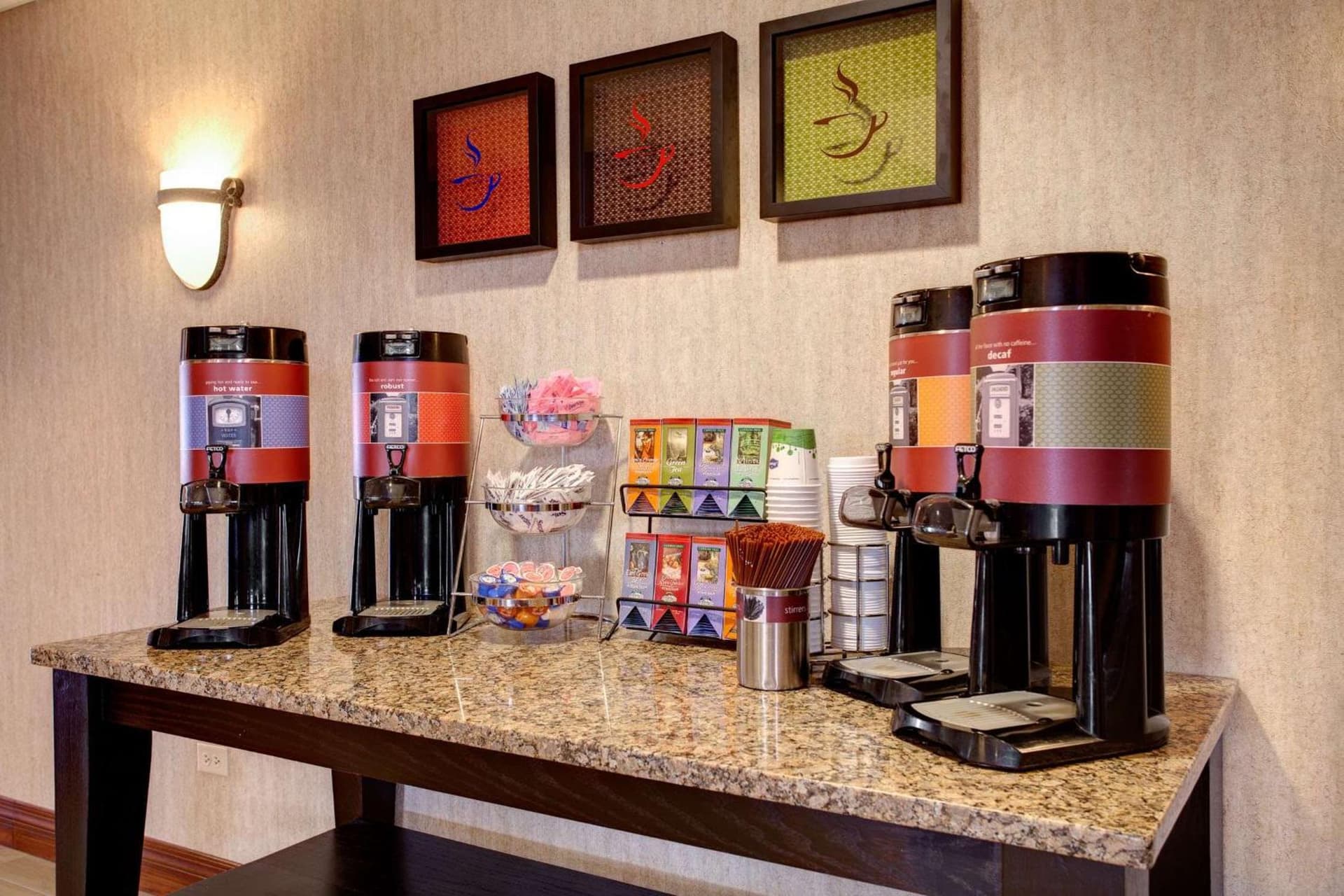 Hampton Inn & Suites Addison gallery photo in Addison, IL — image 8