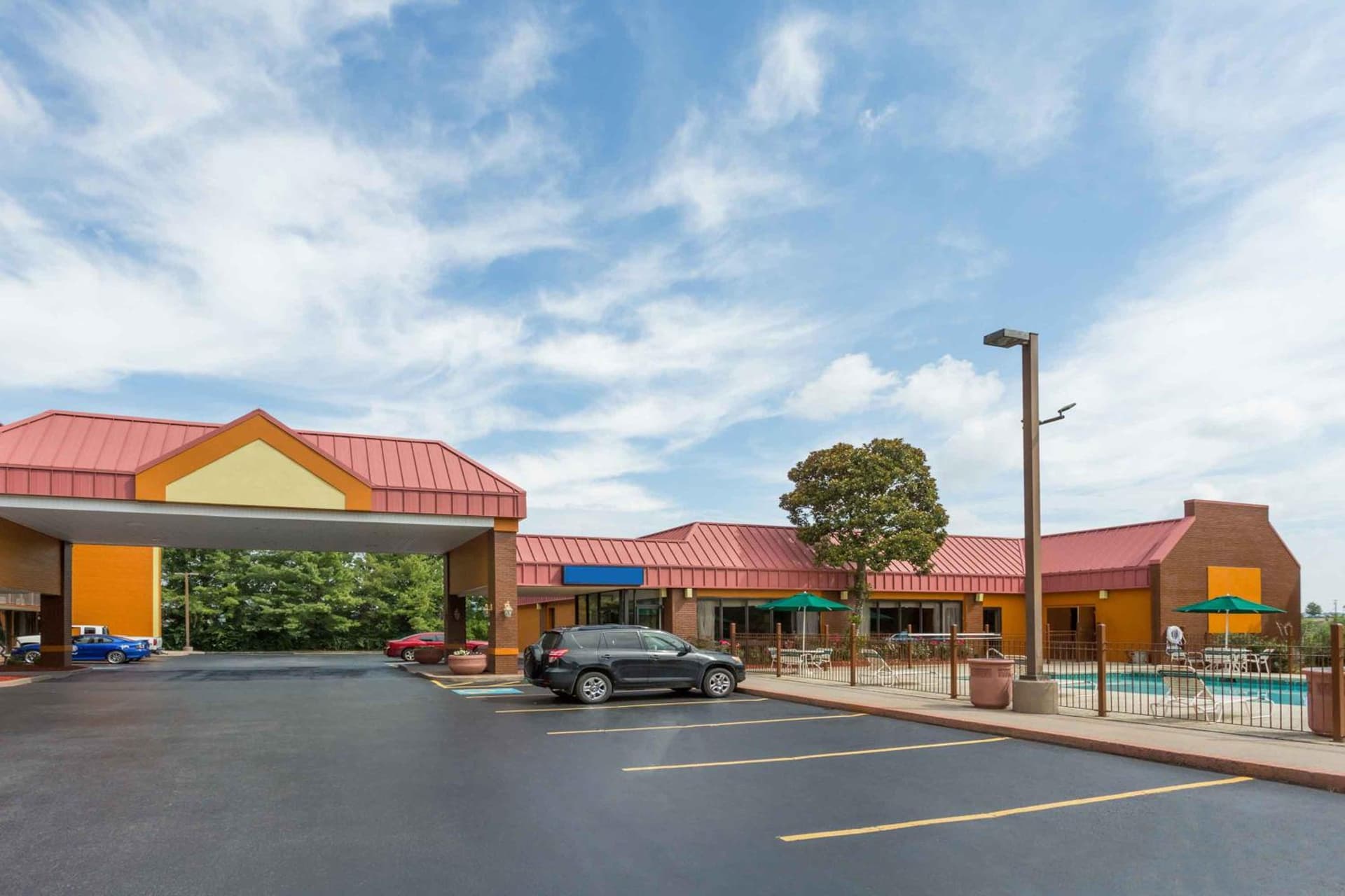 Extended Stay America Suites - Bristol property views in Bristol, VA — gallery photo 3