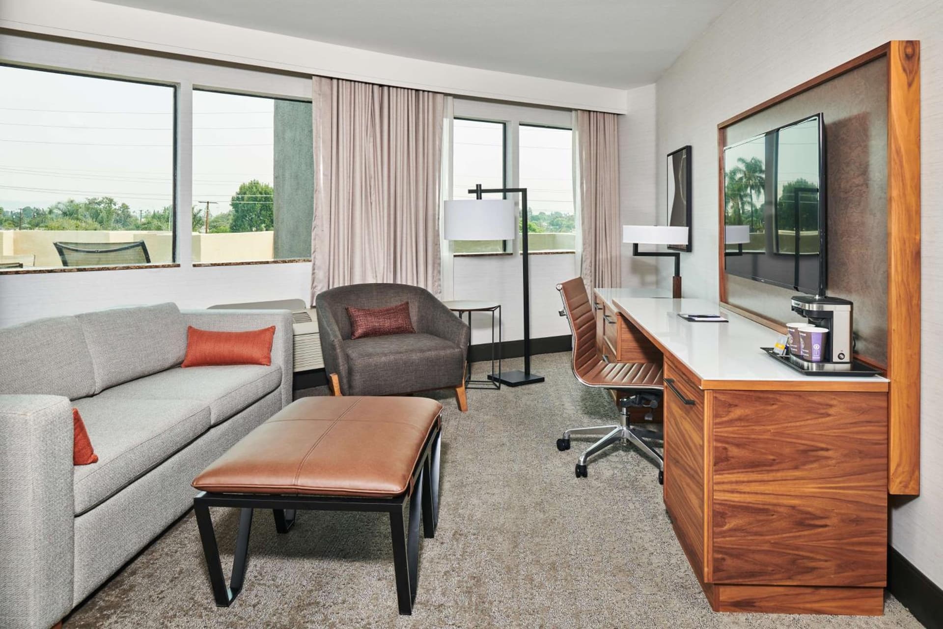 DoubleTree by Hilton Fullerton gallery photo in Fullerton, CA — image 35