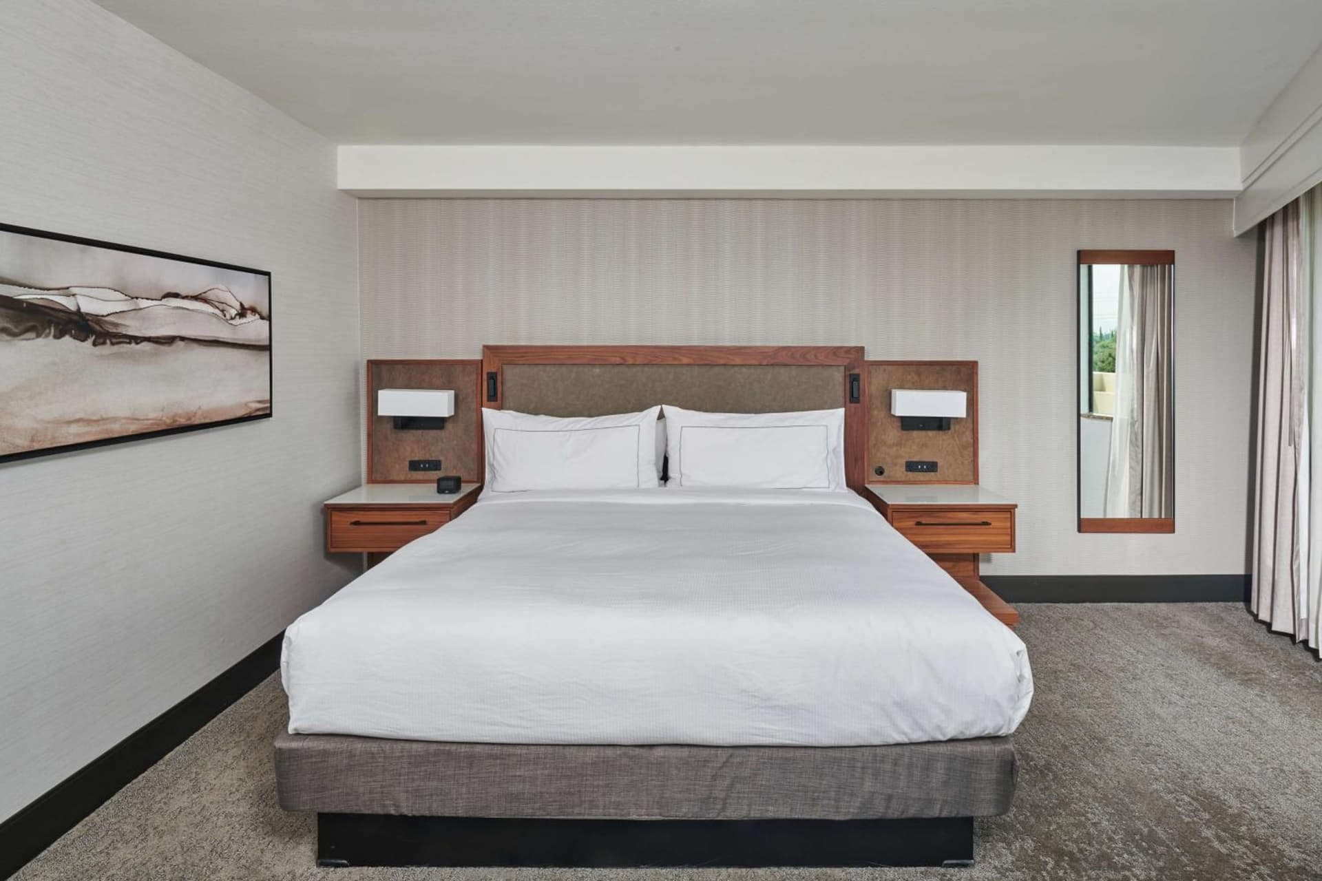 DoubleTree by Hilton Fullerton gallery photo in Fullerton, CA — image 17