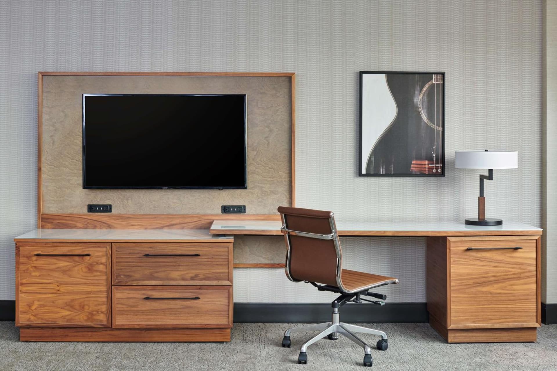 DoubleTree by Hilton Fullerton gallery photo in Fullerton, CA — image 7