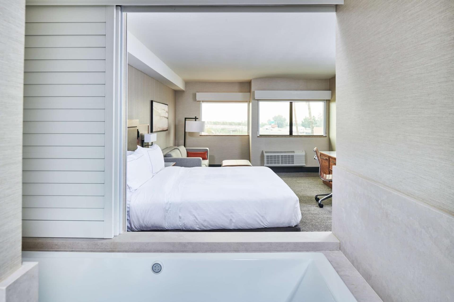 DoubleTree by Hilton Fullerton gallery photo in Fullerton, CA — image 24