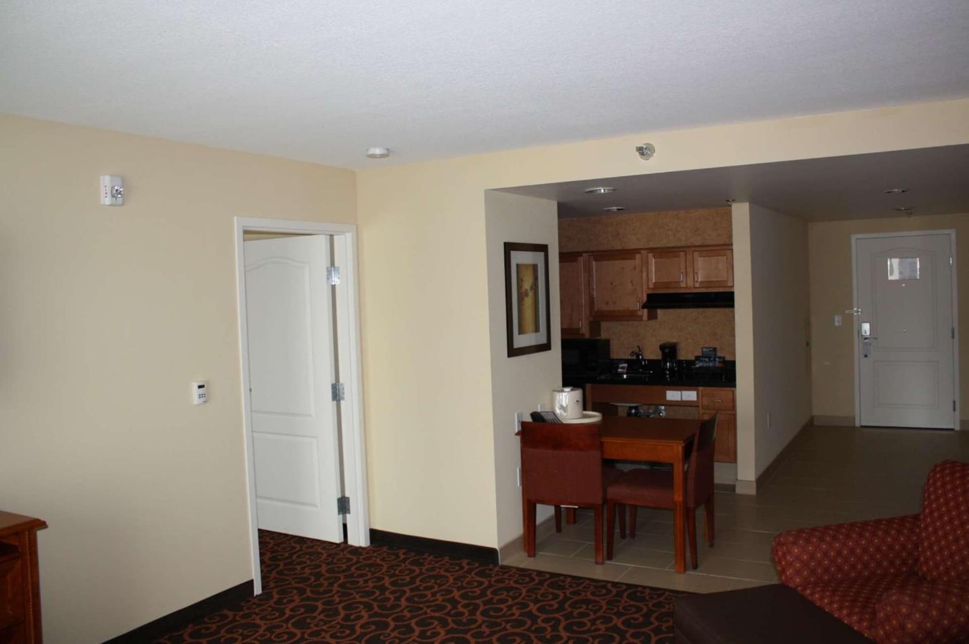 Homewood Suites Saint Cloud gallery photo in Saint Cloud, MN — image 4