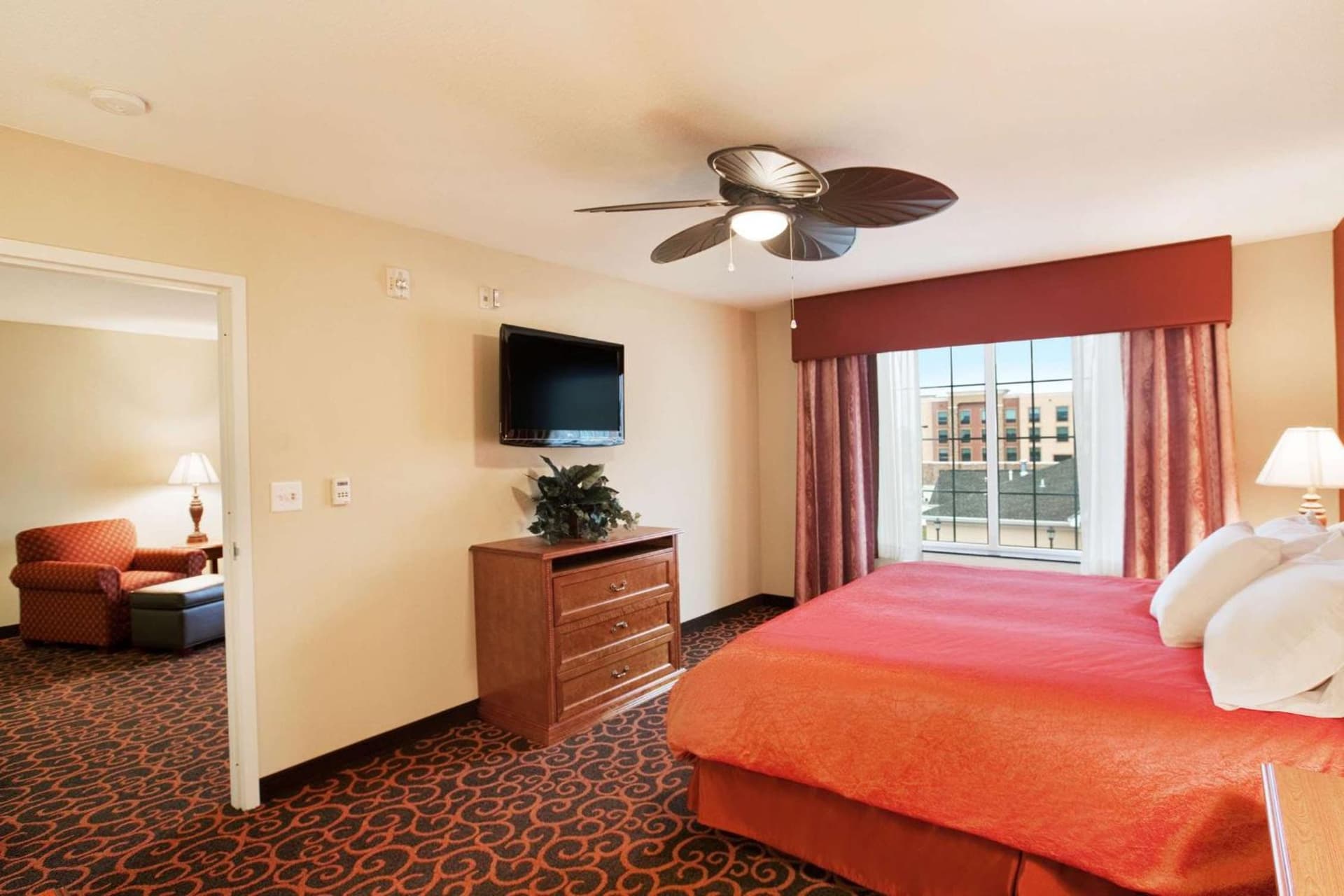 Homewood Suites Saint Cloud gallery photo in Saint Cloud, MN — image 13