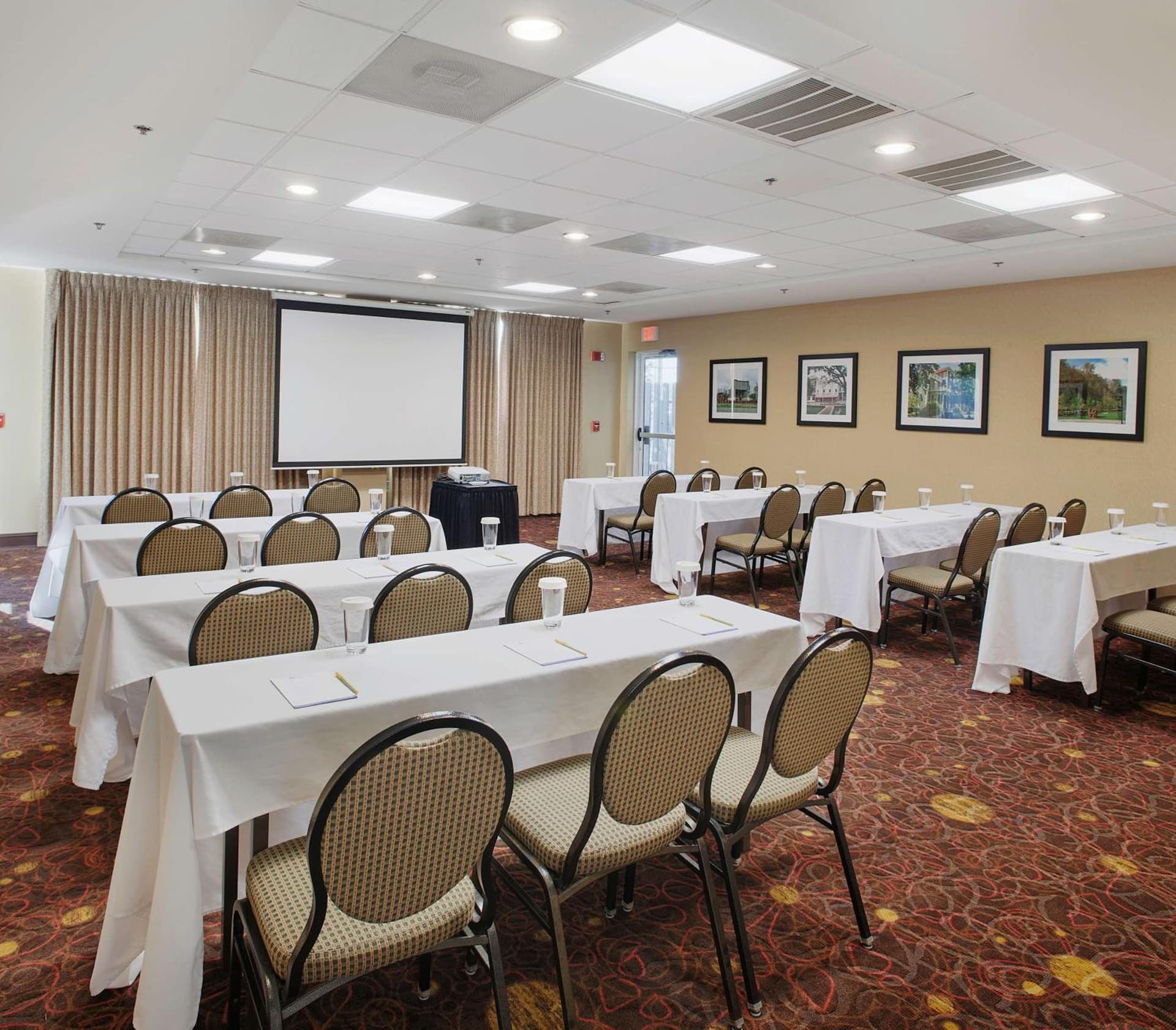 Hilton Garden Inn Bentonville Rogers gallery photo in Bentonville, AR — image 9