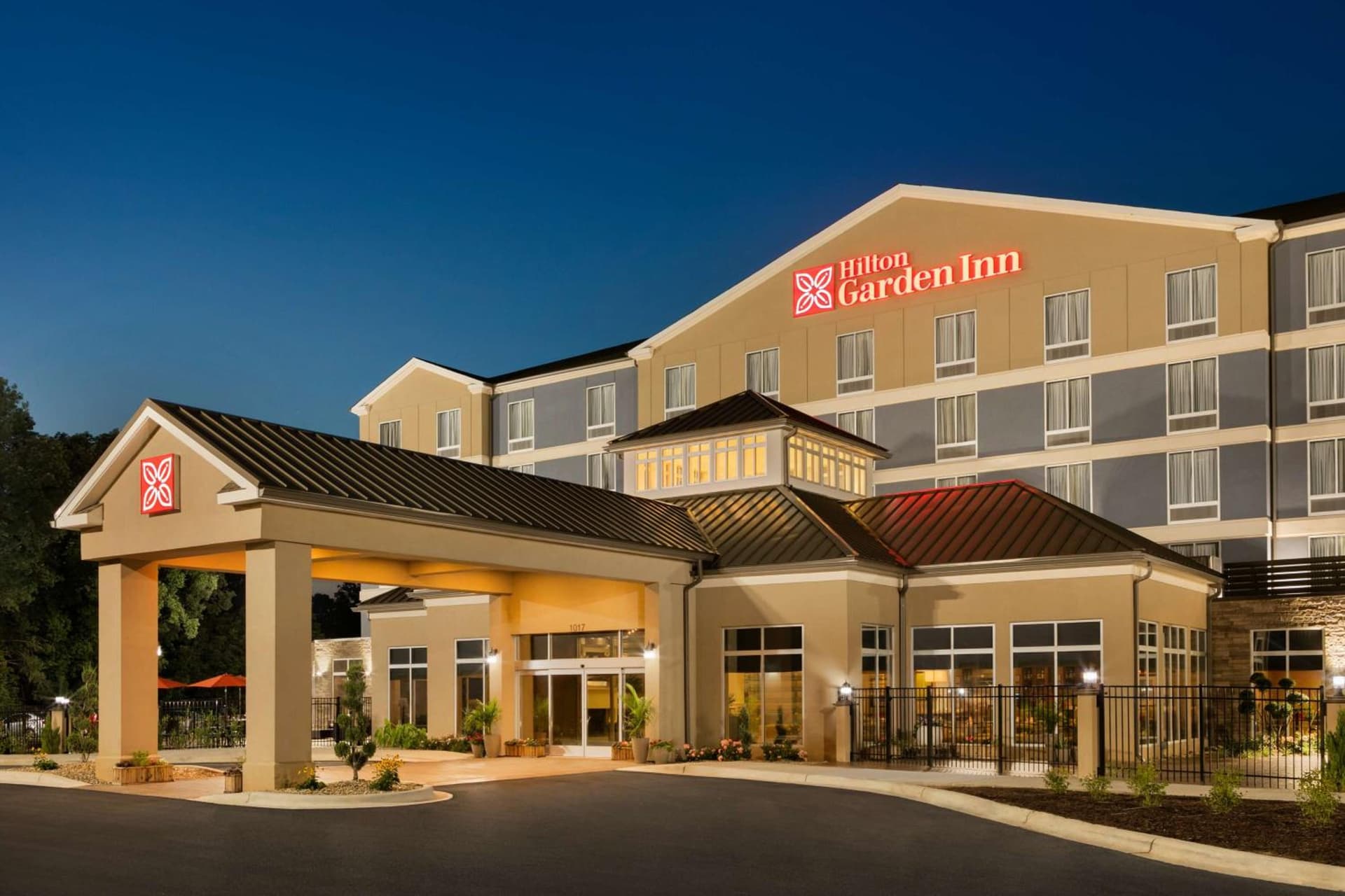 Hilton Garden Inn Statesville gallery photo in Statesville, NC — image 10