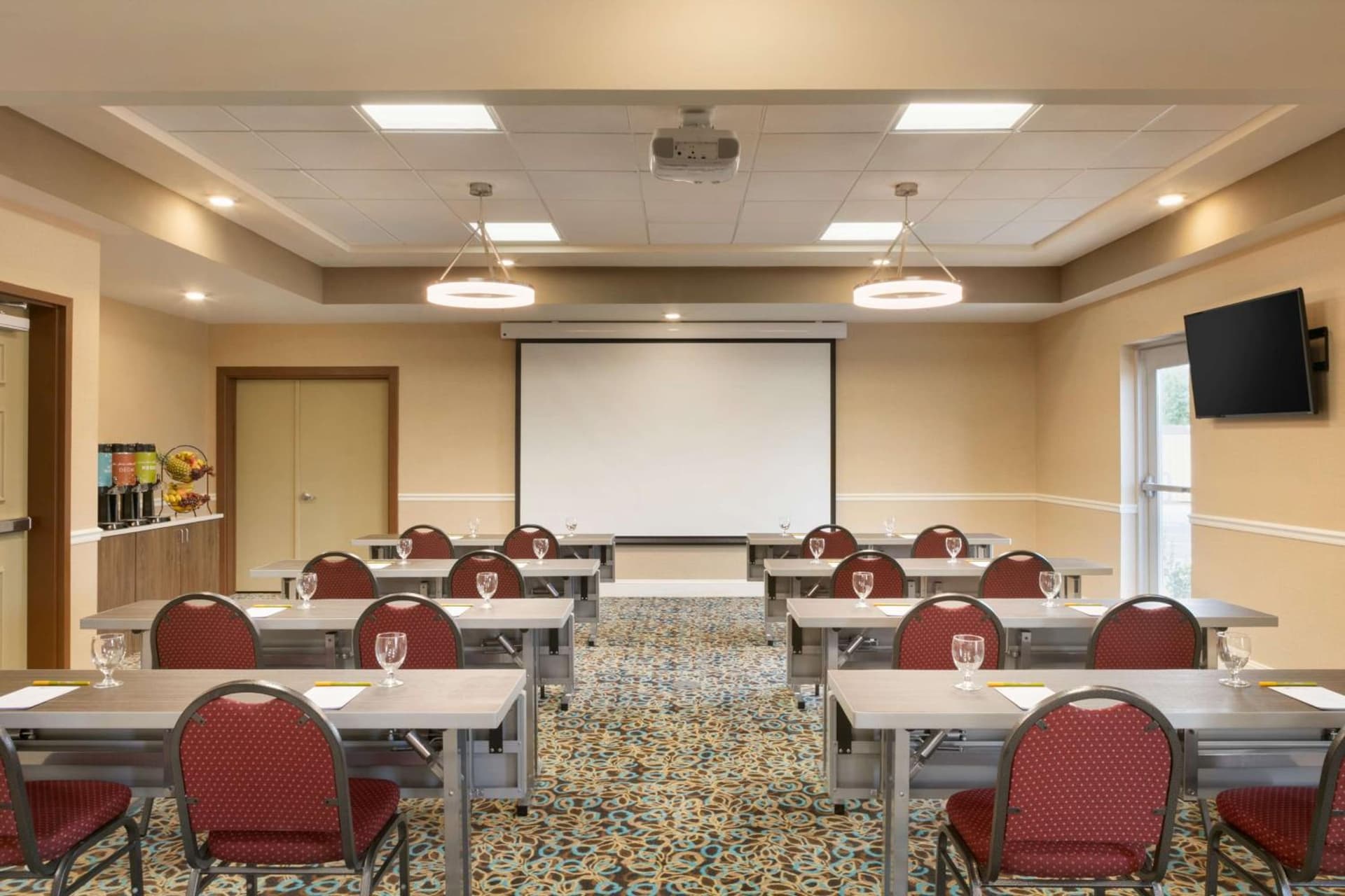 Hilton Garden Inn Statesville gallery photo in Statesville, NC — image 5
