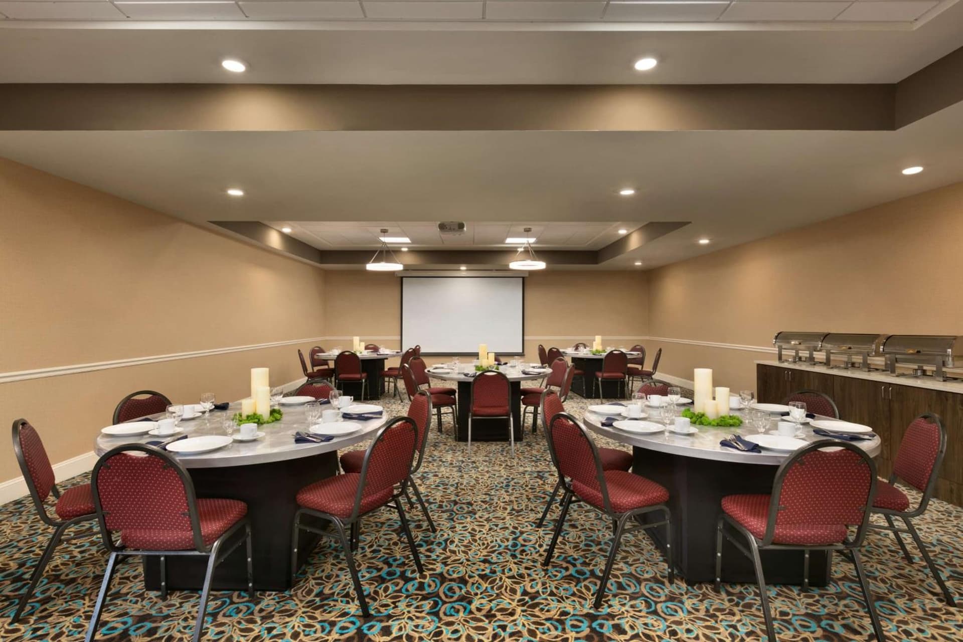 Hilton Garden Inn Statesville gallery photo in Statesville, NC — image 4