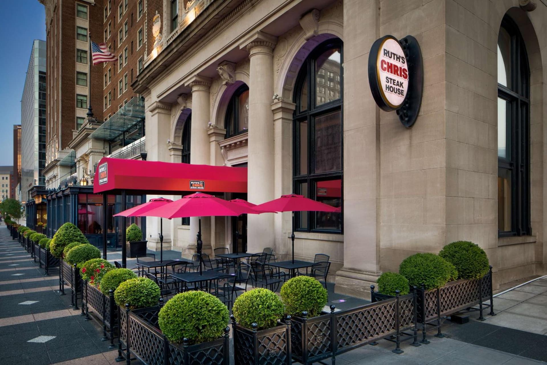 Amway Grand Plaza Hotel, Curio Collection by Hilton gallery photo in Grand Rapids, MI — image 75