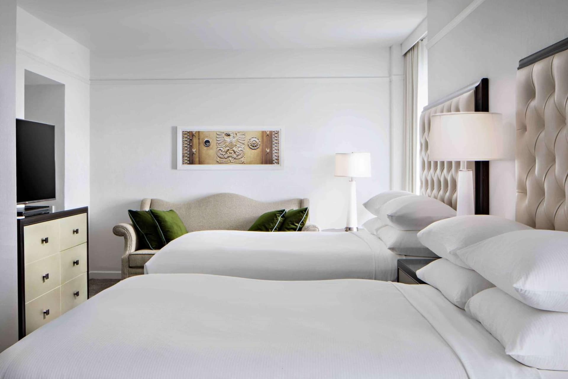 Amway Grand Plaza Hotel, Curio Collection by Hilton gallery photo in Grand Rapids, MI — image 102