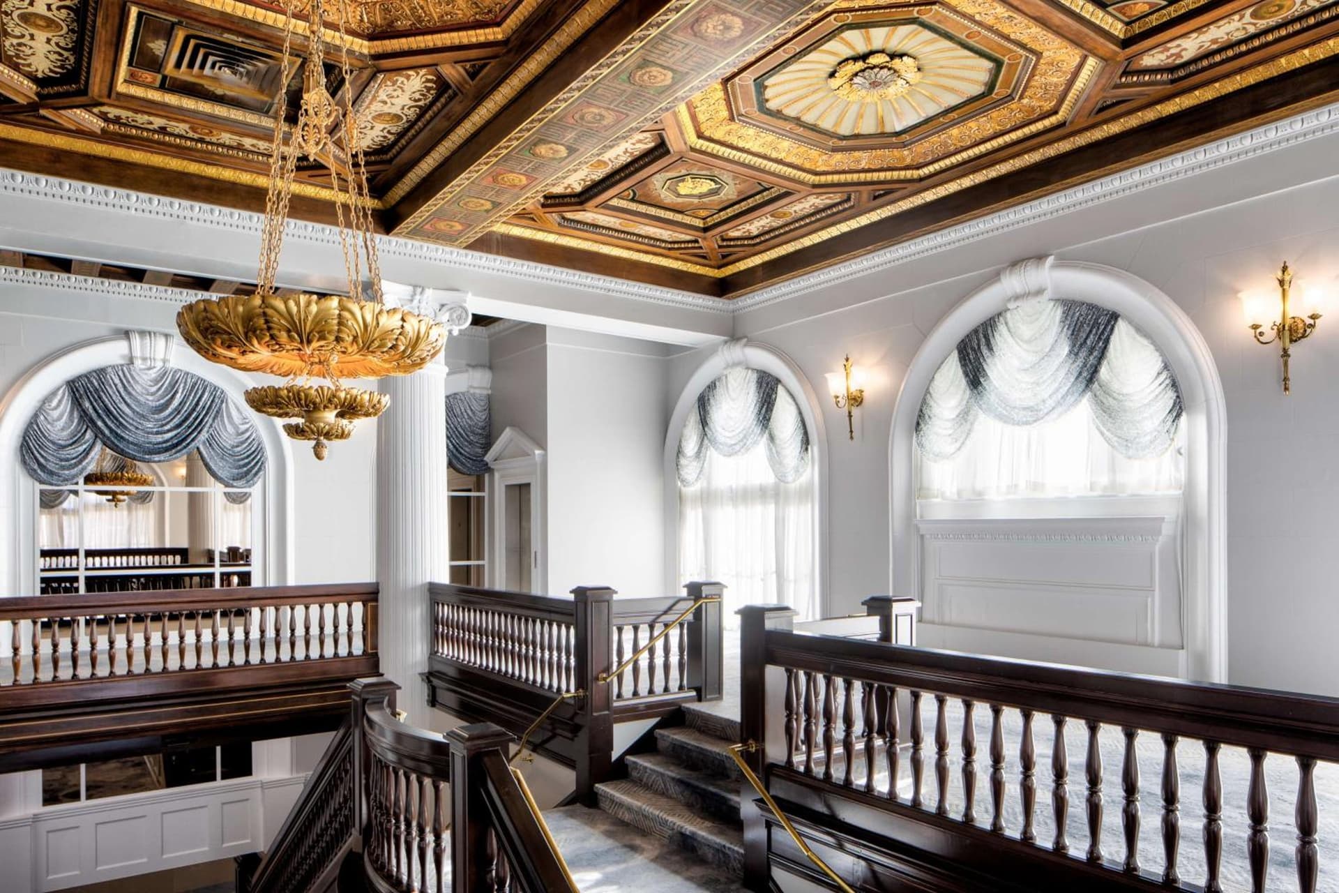 Amway Grand Plaza Hotel, Curio Collection by Hilton gallery photo in Grand Rapids, MI — image 55