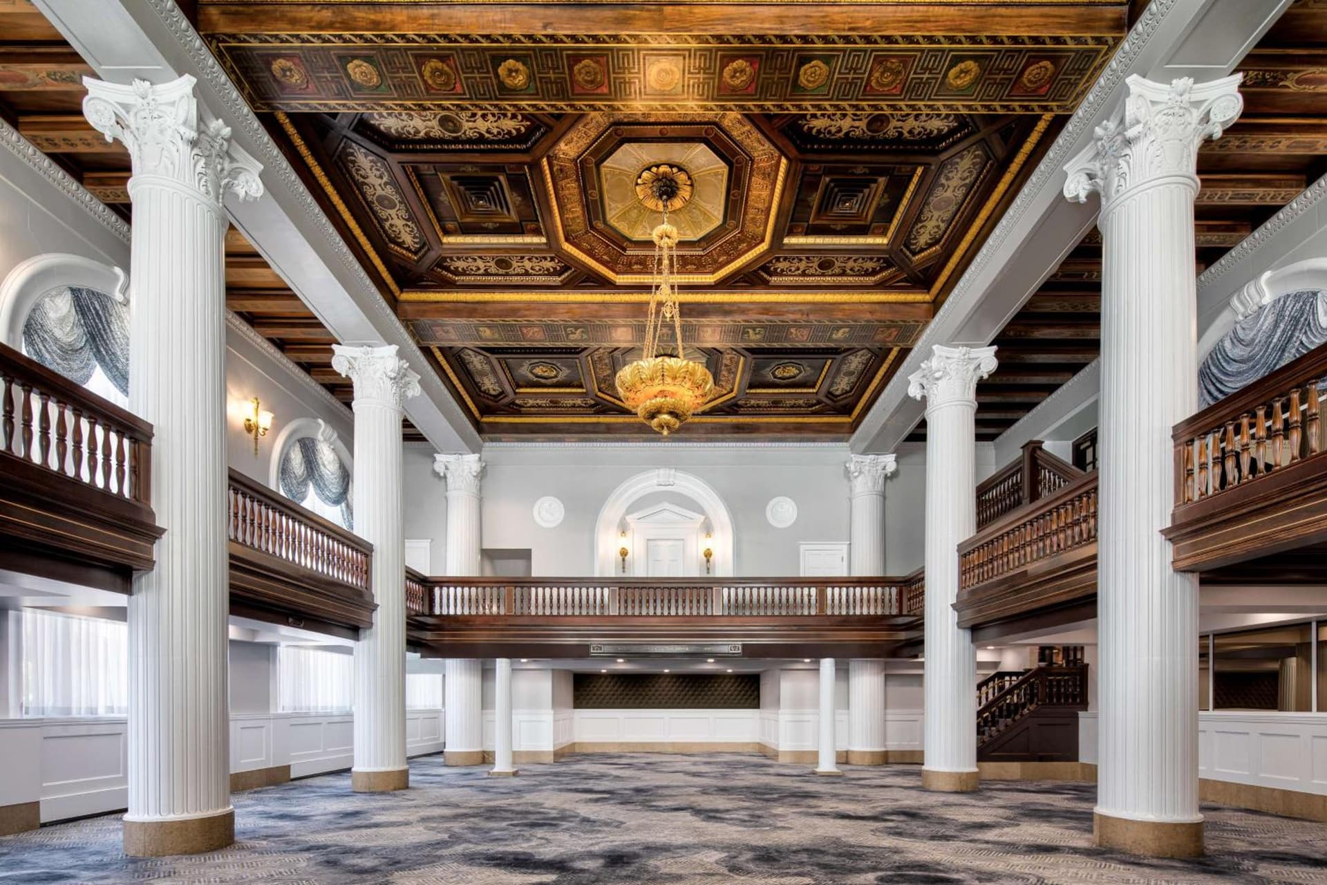 Amway Grand Plaza Hotel, Curio Collection by Hilton gallery photo in Grand Rapids, MI — image 108