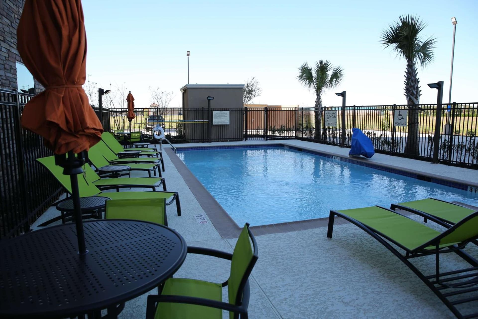 Hampton Inn and Suites Missouri City gallery photo in Missouri City, TX — image 18