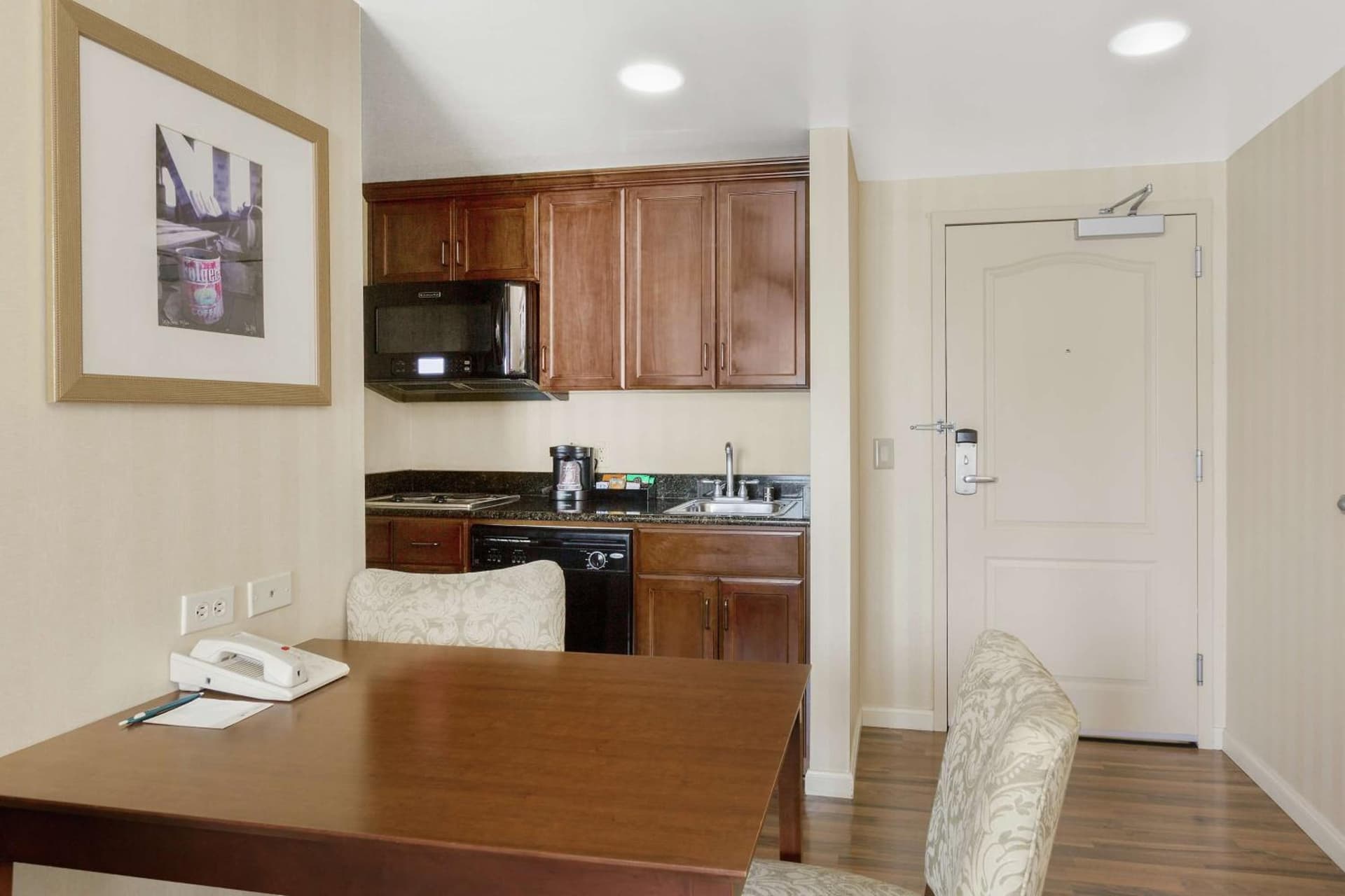 Homewood Suites by Hilton Sacramento Airport-Natomas gallery photo in Sacramento, CA — image 23