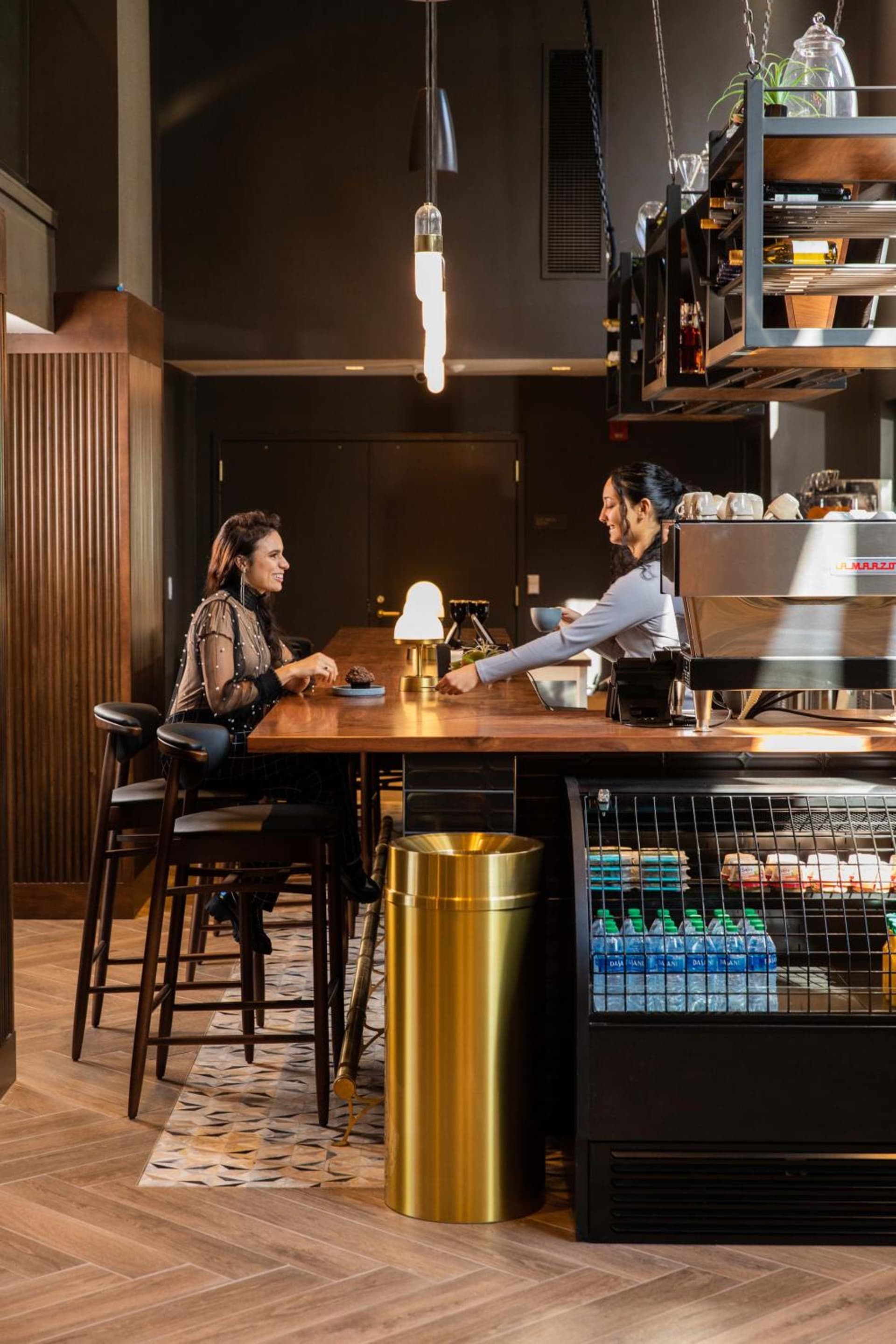 voco The Darwin Atlanta Midtown by IHG gallery photo in Atlanta, GA — image 21
