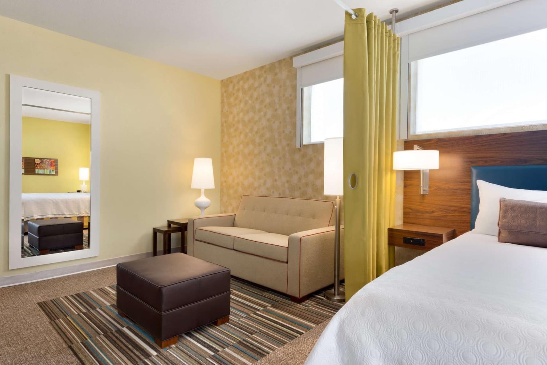 Home2 Suites By Hilton-Cleveland Beachwood interior in Beachwood, OH — gallery photo 2