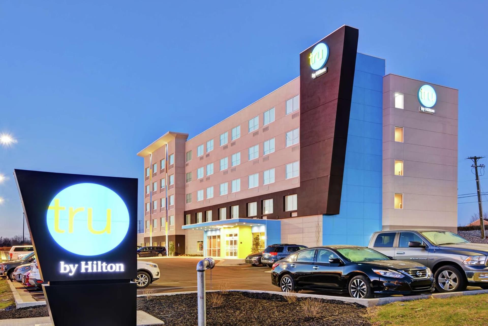 Tru By Hilton Richmond featured exterior or lobby in Richmond, KY — similar hotel